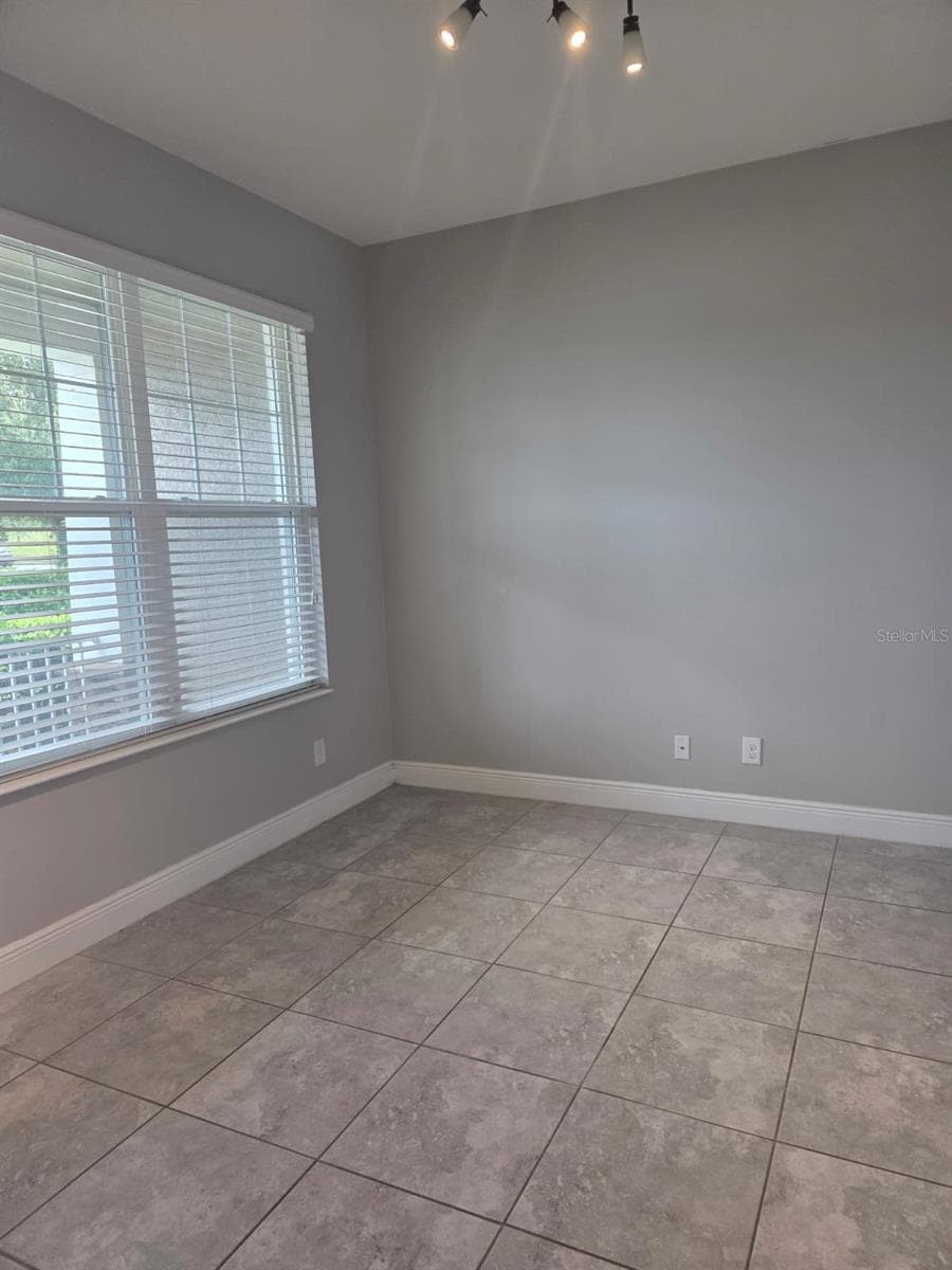 Townhouse at 15717 KINNOW MANDARIN LN, WINTER GARDEN, photo 16 of 63