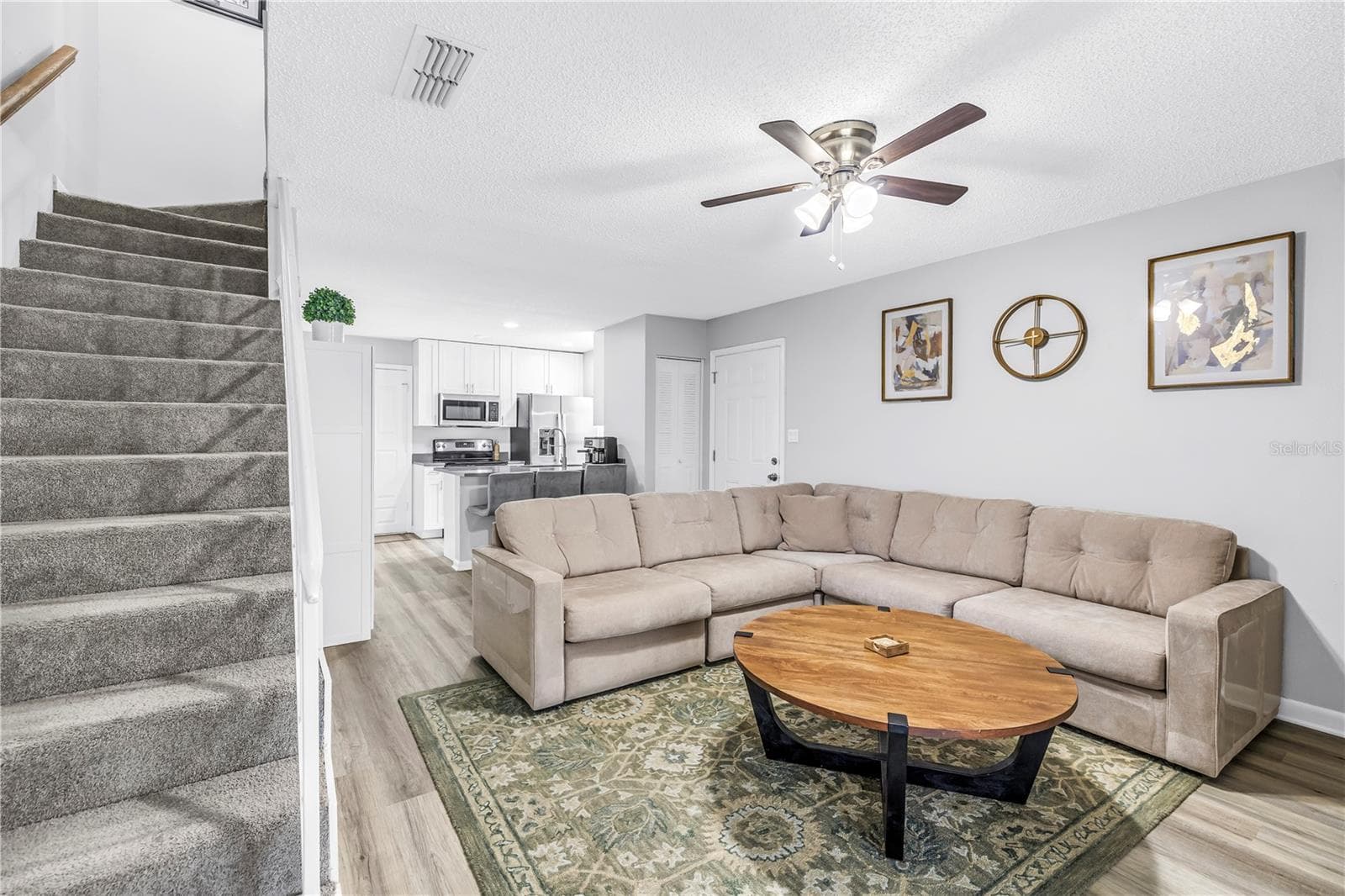 Townhouse at 6240 OAK CLUSTER CIR, TAMPA, photo 12 of 28