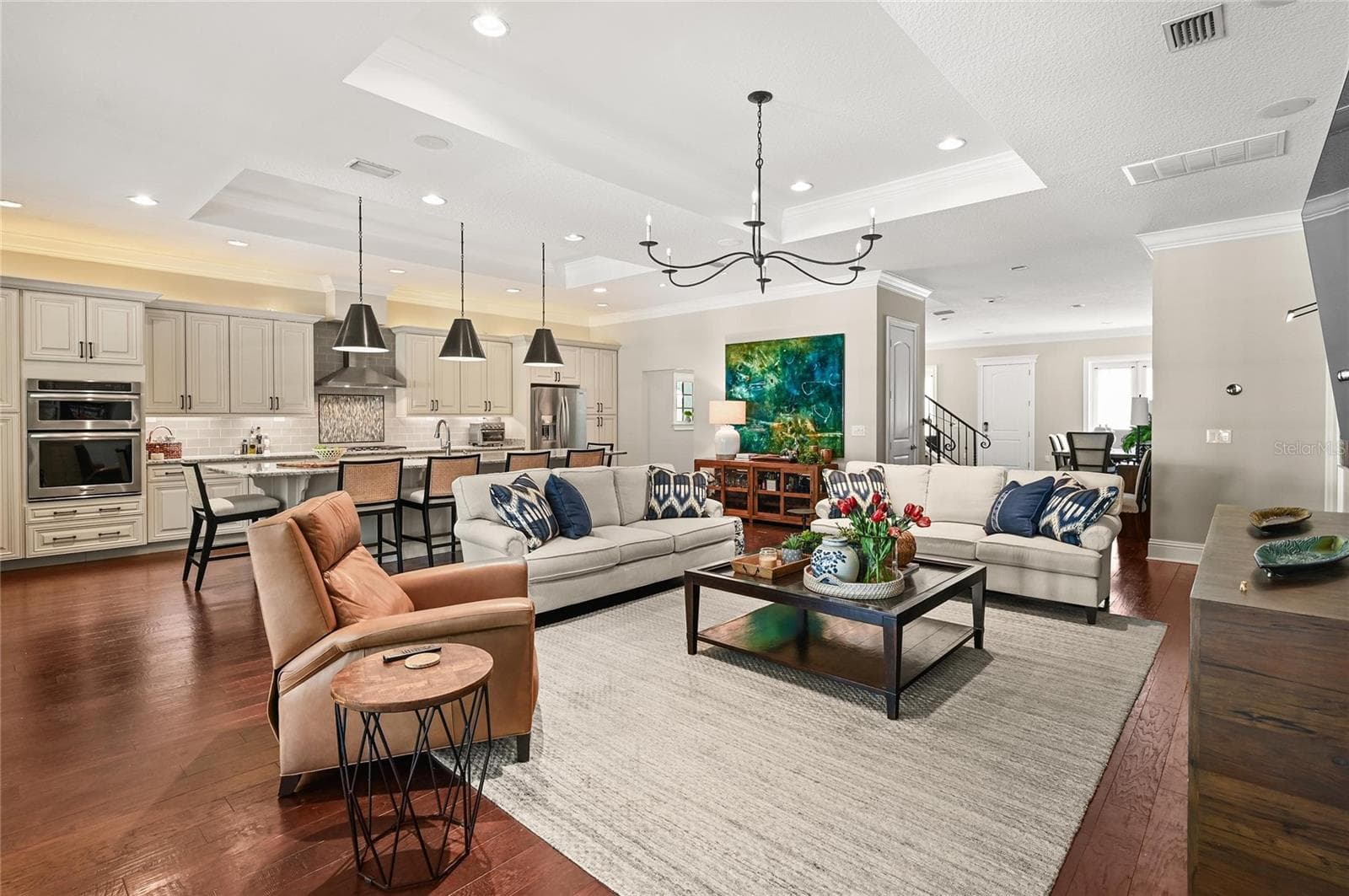 10-foot ceilings are accentuated by tray ceilings and feature recessed lighting, art lighting, and high-end decorative lighting. - 1951 WINTER PARK RD, WINTER PARK