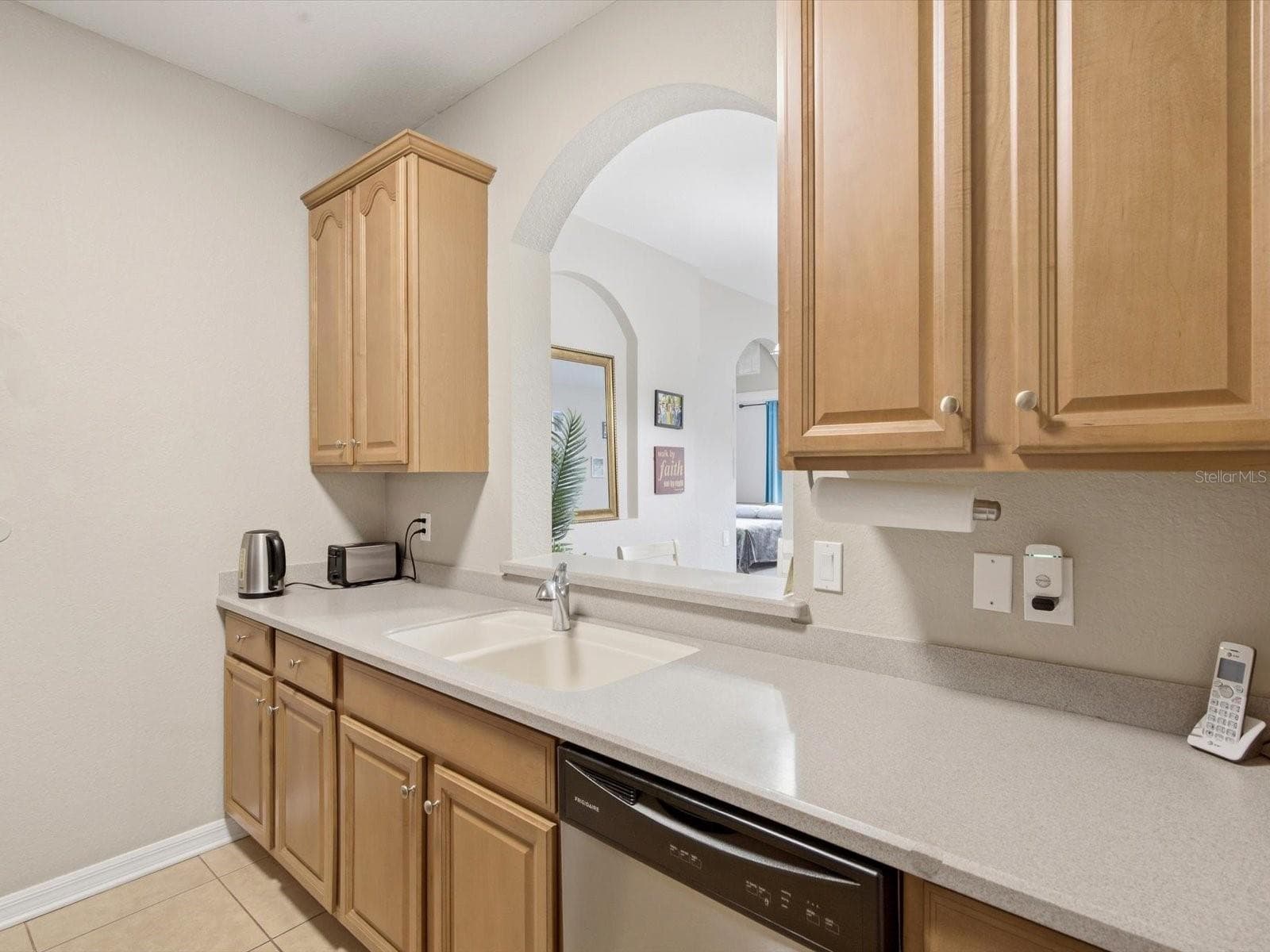 Condominium at 8300 PORTOFINO DR #203, DAVENPORT, photo 5 of 33