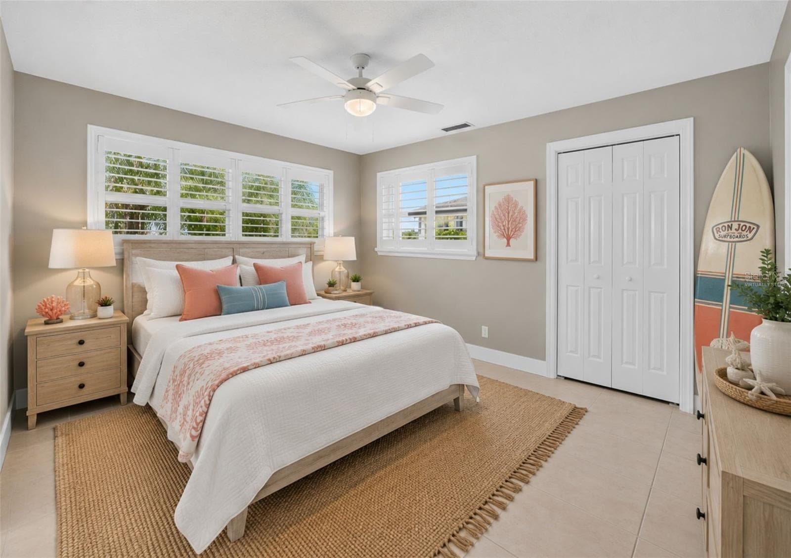 Virtually staged - 541 LILLIAN DR, MADEIRA BEACH