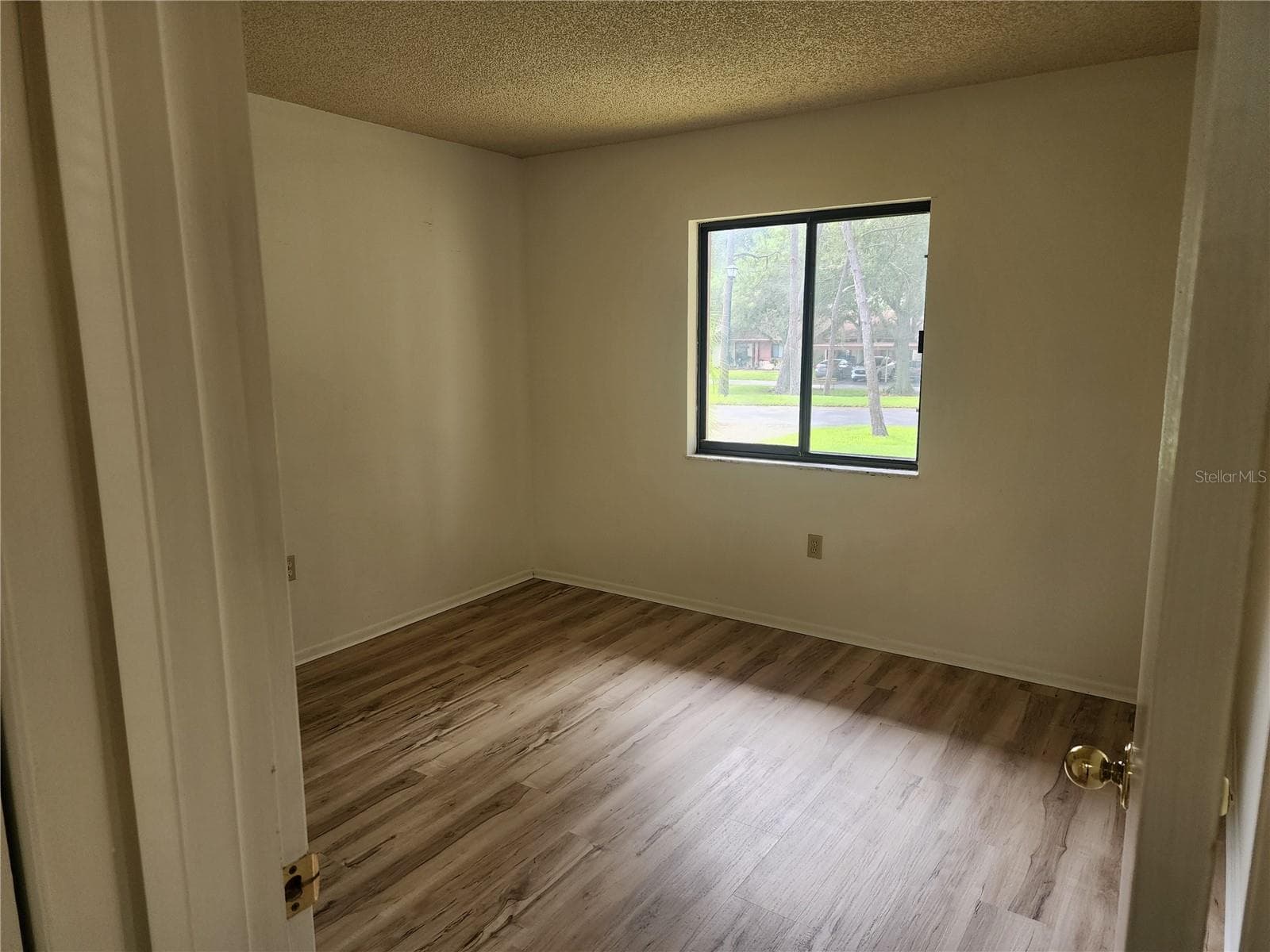 Condominium at 7517 GREYSTONE DR #N/A, HUDSON, photo 14 of 20