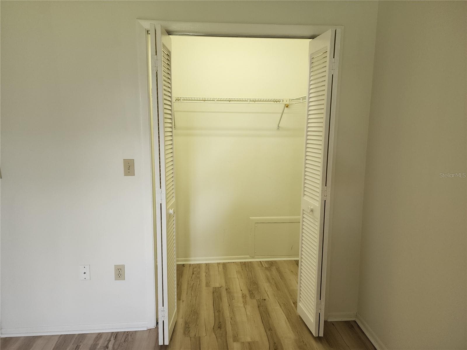 Condominium at 7517 GREYSTONE DR #N/A, HUDSON, photo 15 of 20