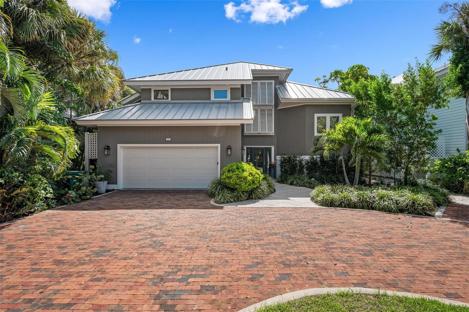 Front - 319 PILOT POINT LN, BOCA GRANDE