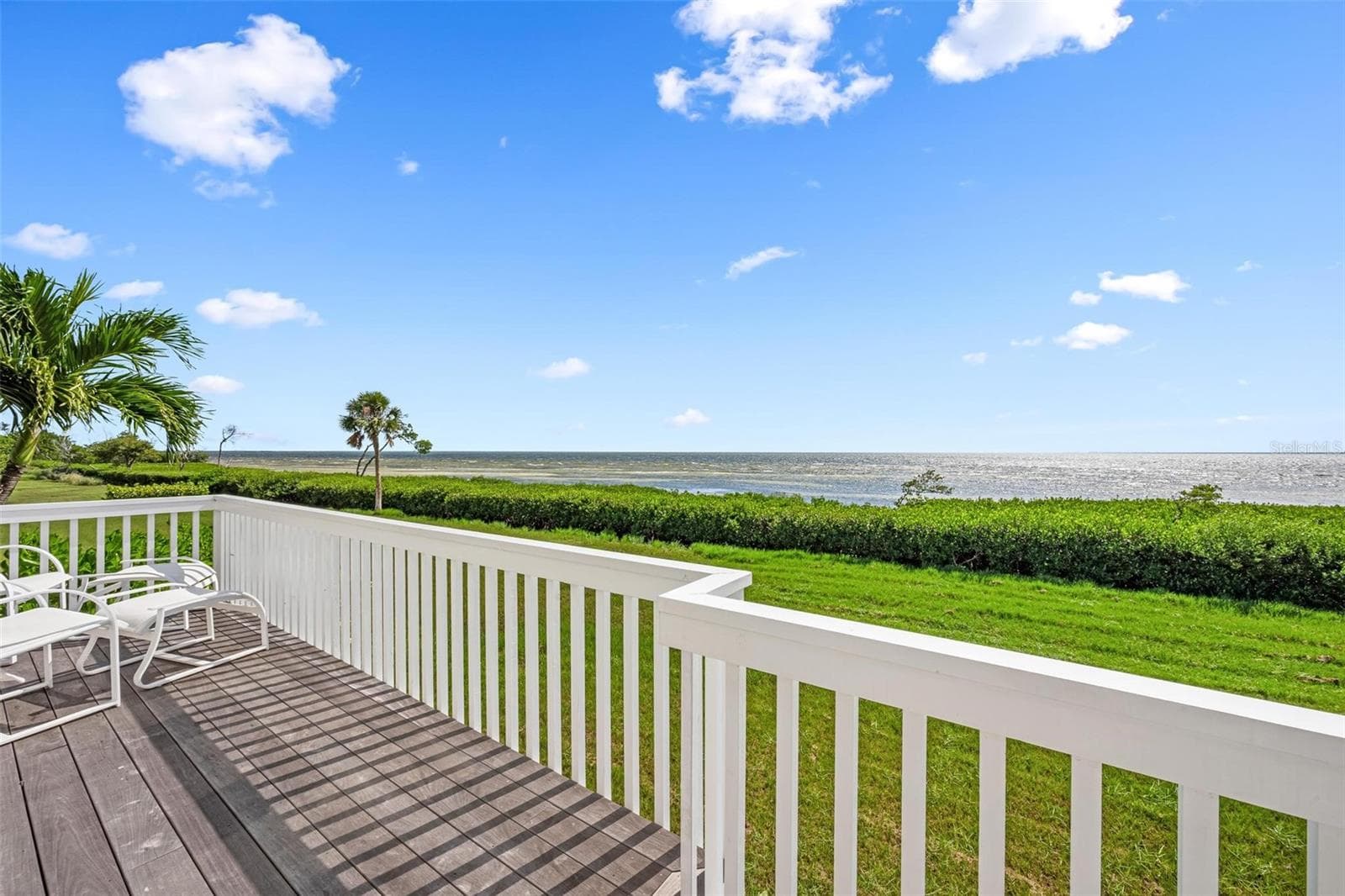 Upper Deck - 319 PILOT POINT LN, BOCA GRANDE