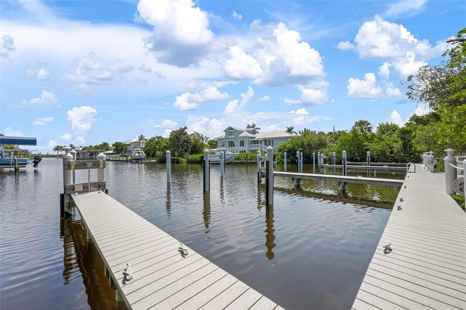Dock - 319 PILOT POINT LN, BOCA GRANDE