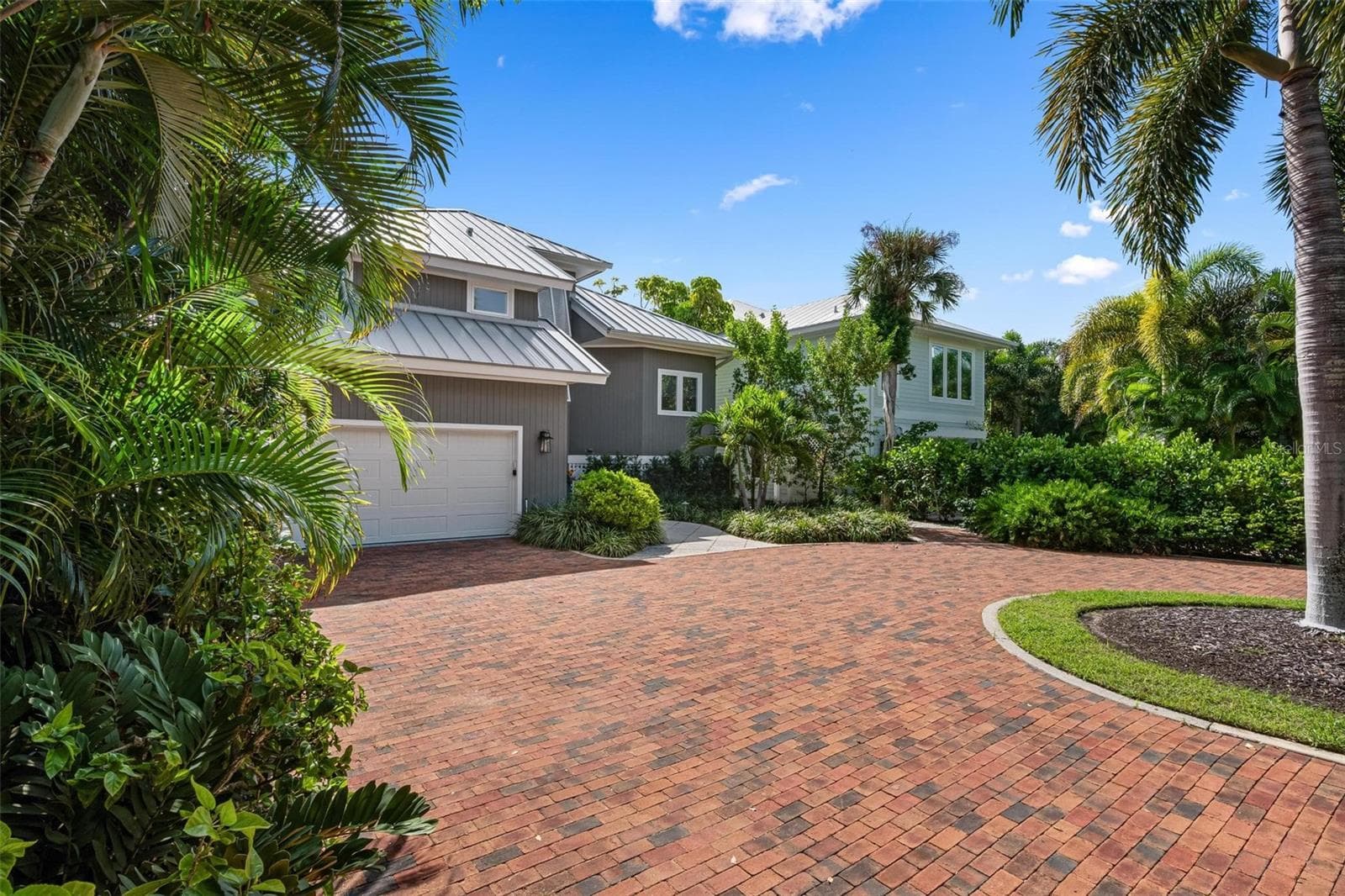 Front - 319 PILOT POINT LN, BOCA GRANDE