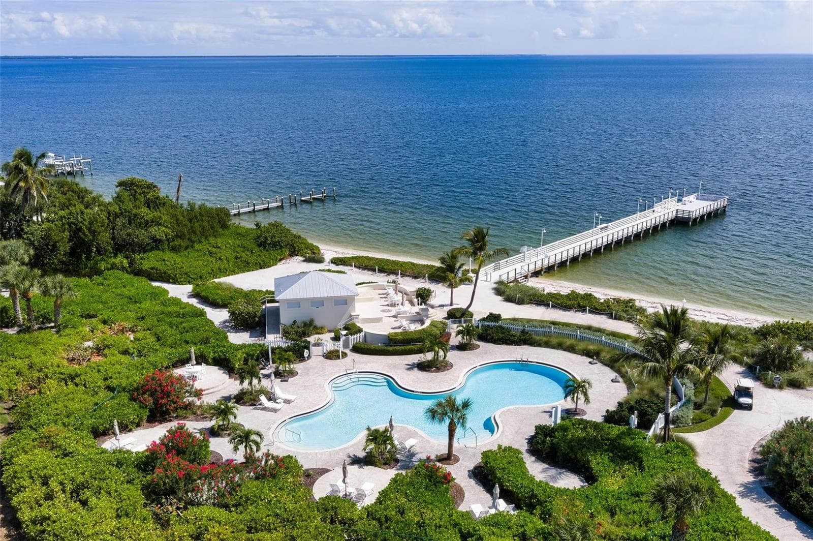 Fishing Pier/Pool - 319 PILOT POINT LN, BOCA GRANDE