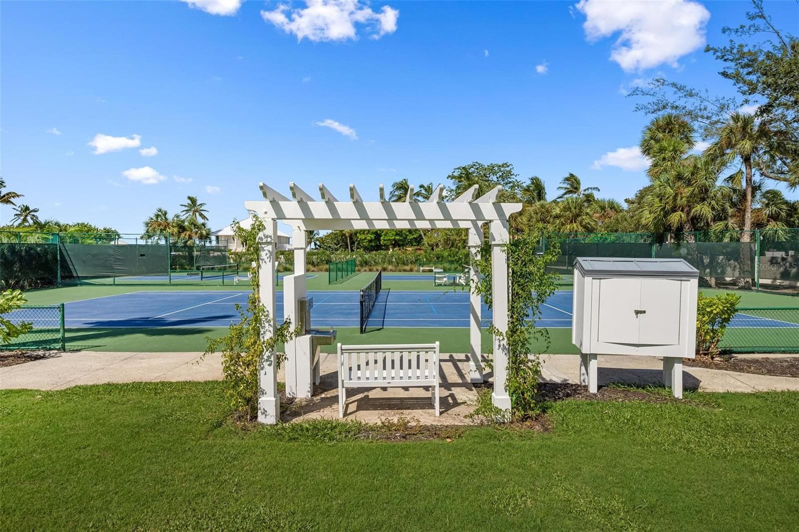 Community - 319 PILOT POINT LN, BOCA GRANDE