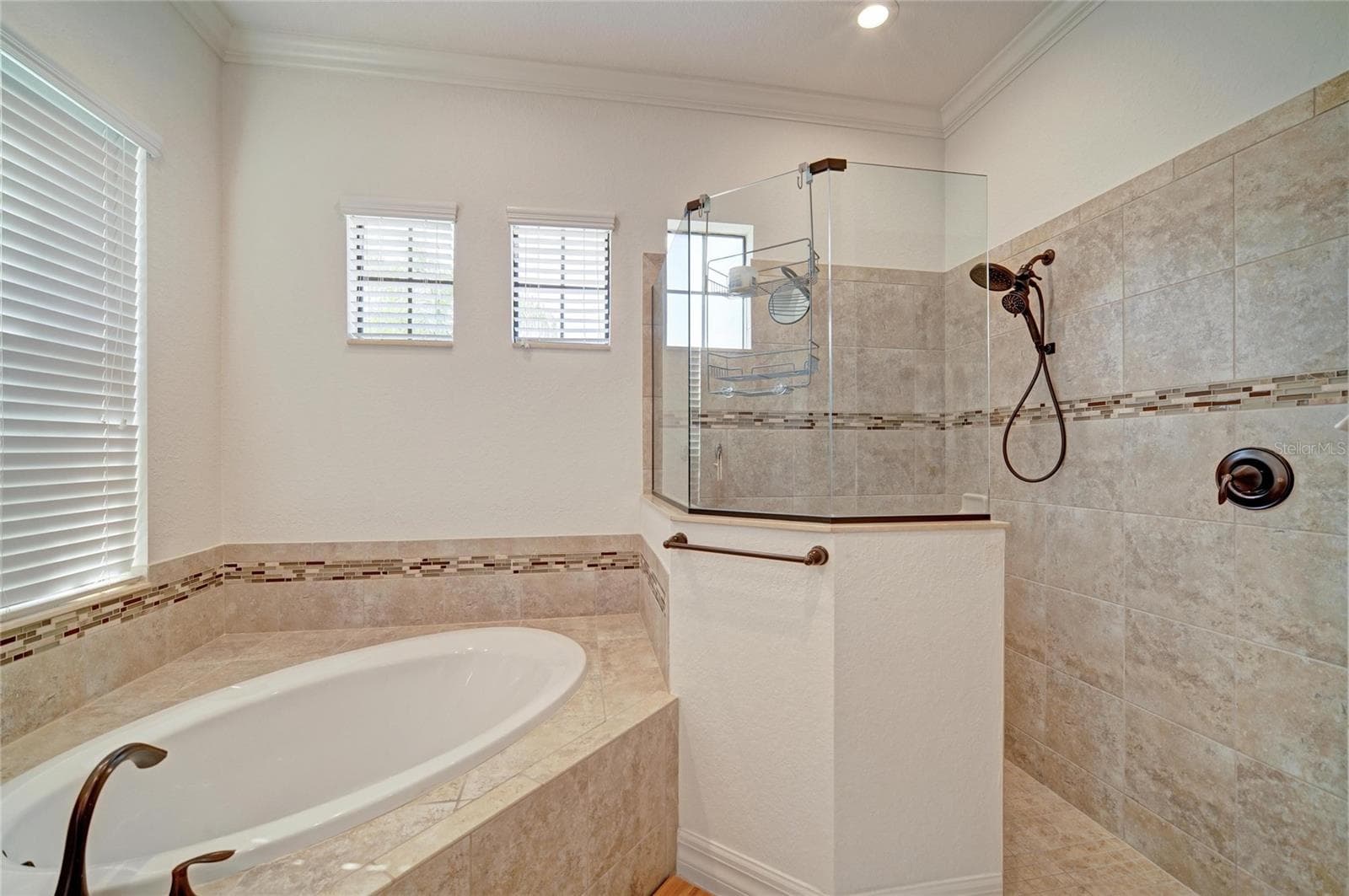 Single Family Residence at 5672 CLOVERLEAF RUN, LAKEWOOD RANCH, photo 33 of 84