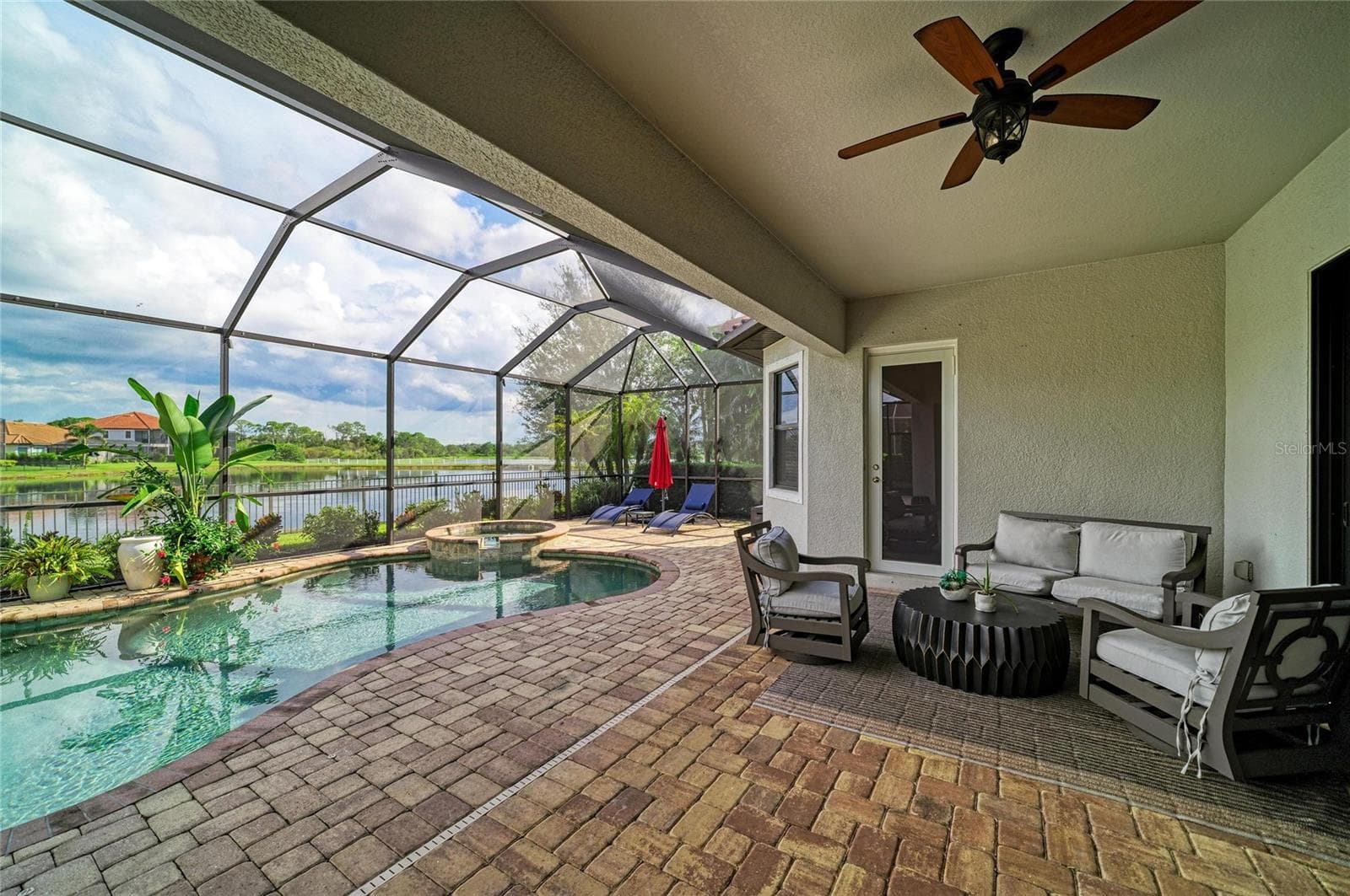 Single Family Residence at 5672 CLOVERLEAF RUN, LAKEWOOD RANCH, photo 53 of 84