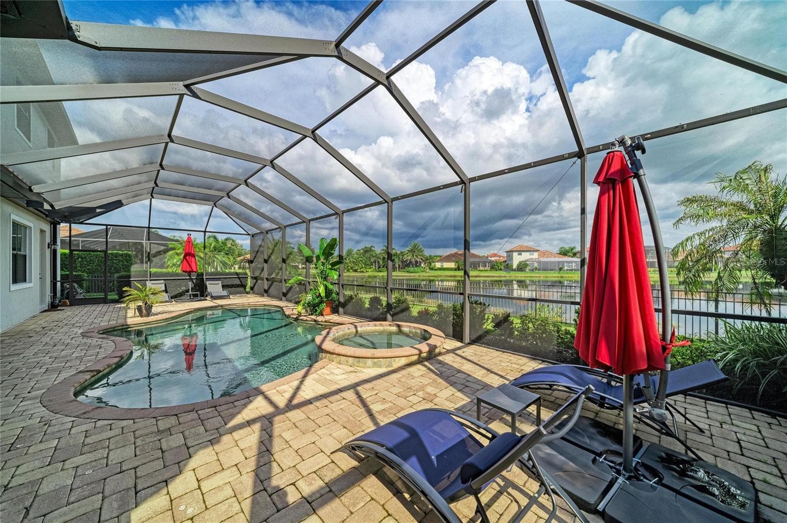 Single Family Residence at 5672 CLOVERLEAF RUN, LAKEWOOD RANCH, photo 57 of 84