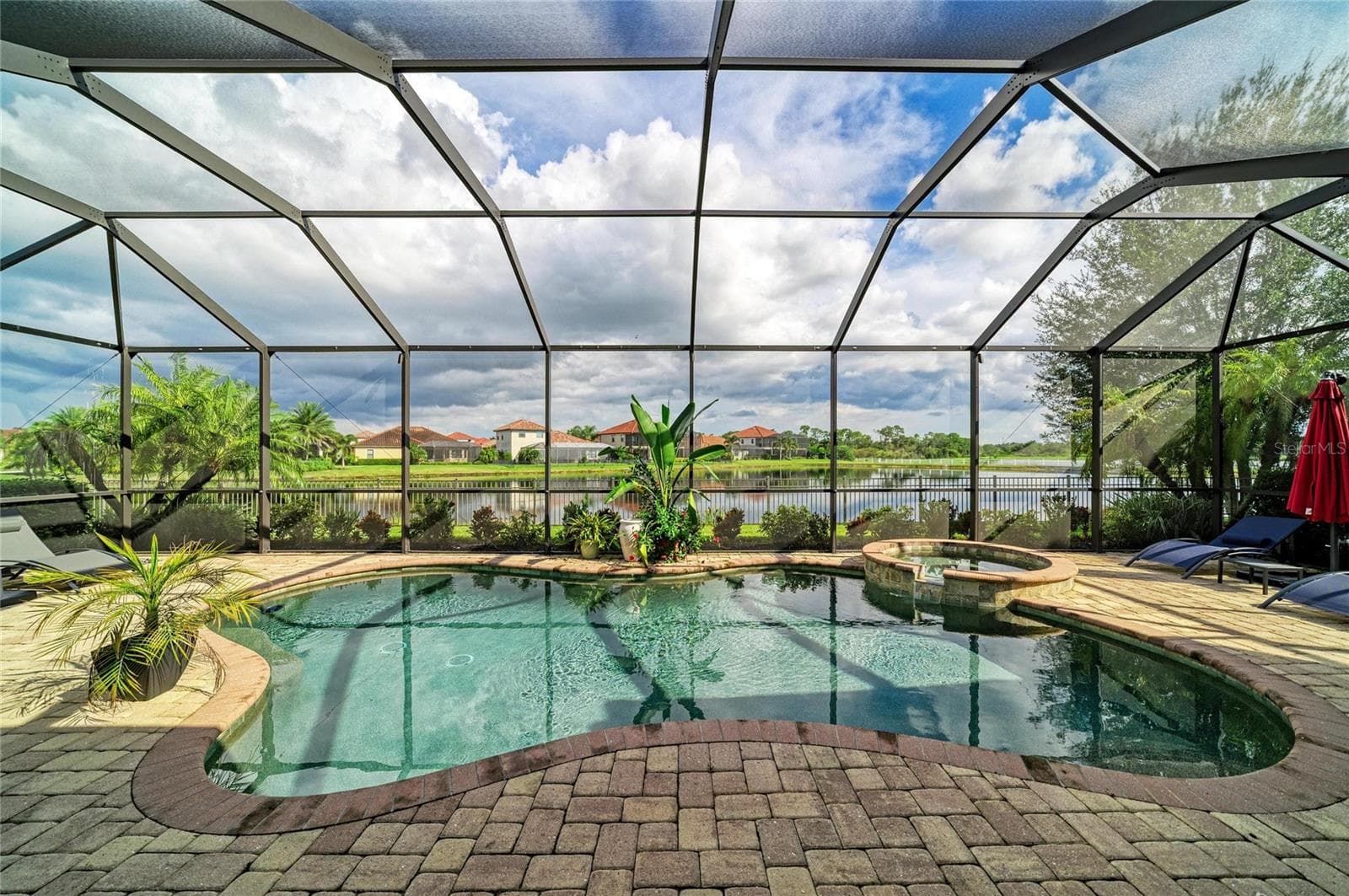 Single Family Residence at 5672 CLOVERLEAF RUN, LAKEWOOD RANCH, photo 59 of 84