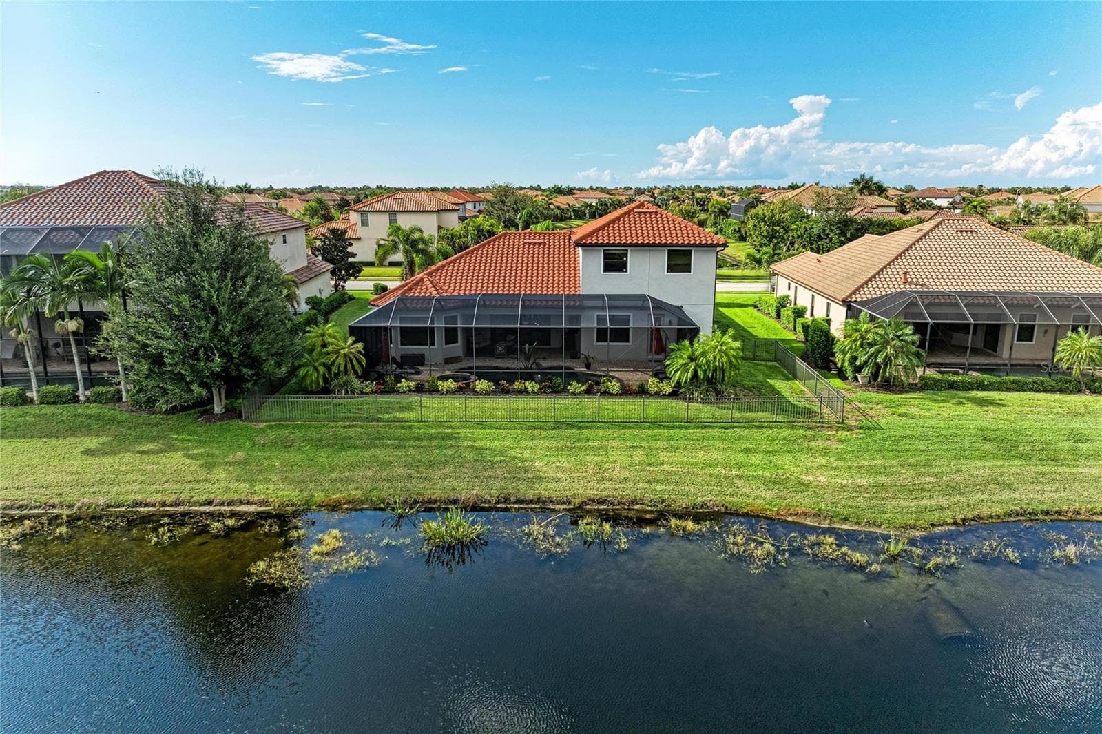 Single Family Residence at 5672 CLOVERLEAF RUN, LAKEWOOD RANCH, photo 65 of 84