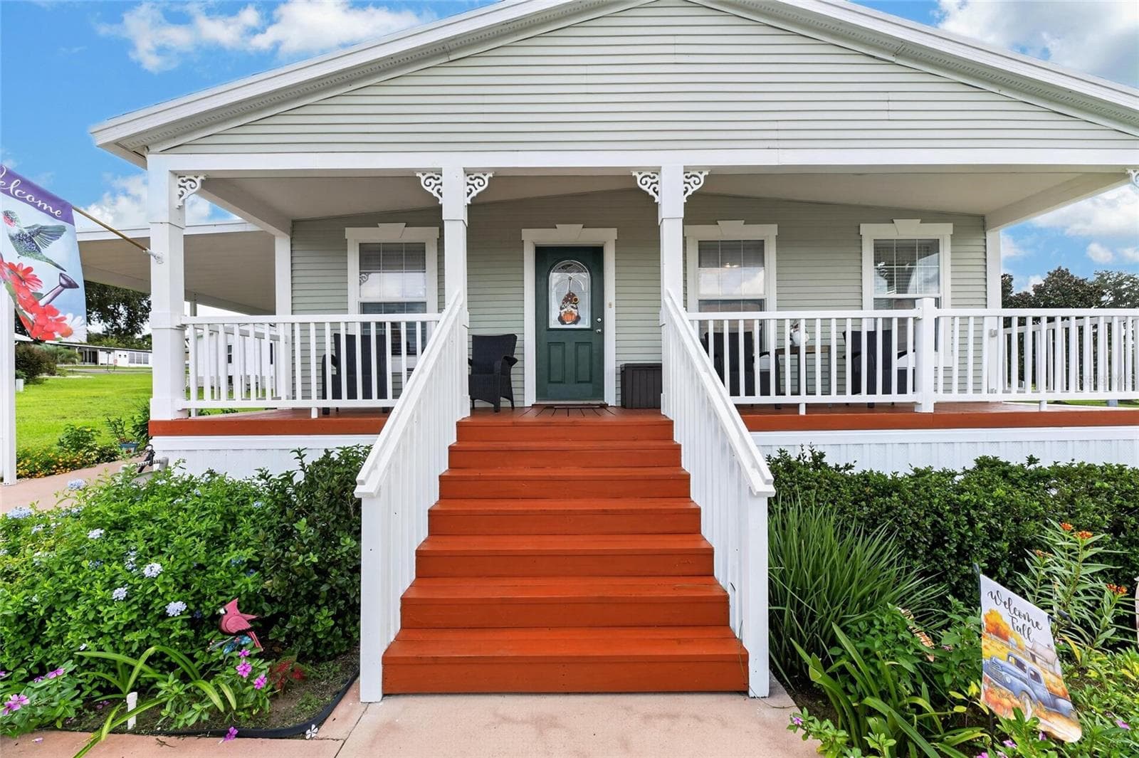 your Oasis awaits - 10054 COLLINGWOOD AVE, DADE CITY