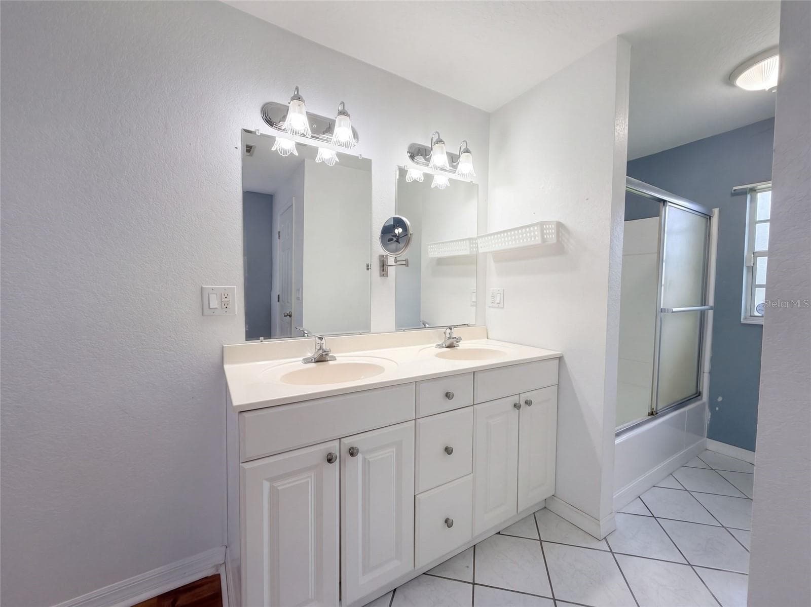 Single Family Residence at 1881 OLD DAYTONA RD, DELAND, photo 10 of 14
