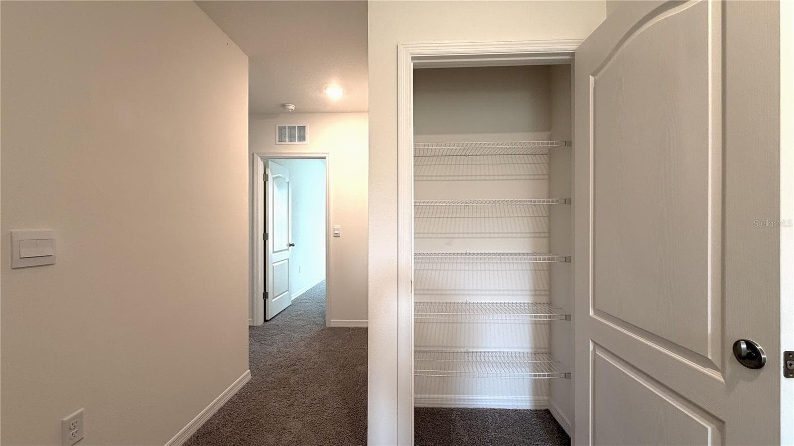 Townhouse at 1666 ROCK ELM RD, DAVENPORT, photo 14 of 27