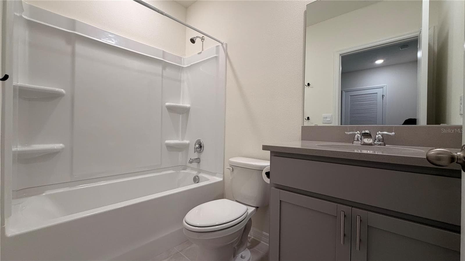 Townhouse at 1666 ROCK ELM RD, DAVENPORT, photo 25 of 27