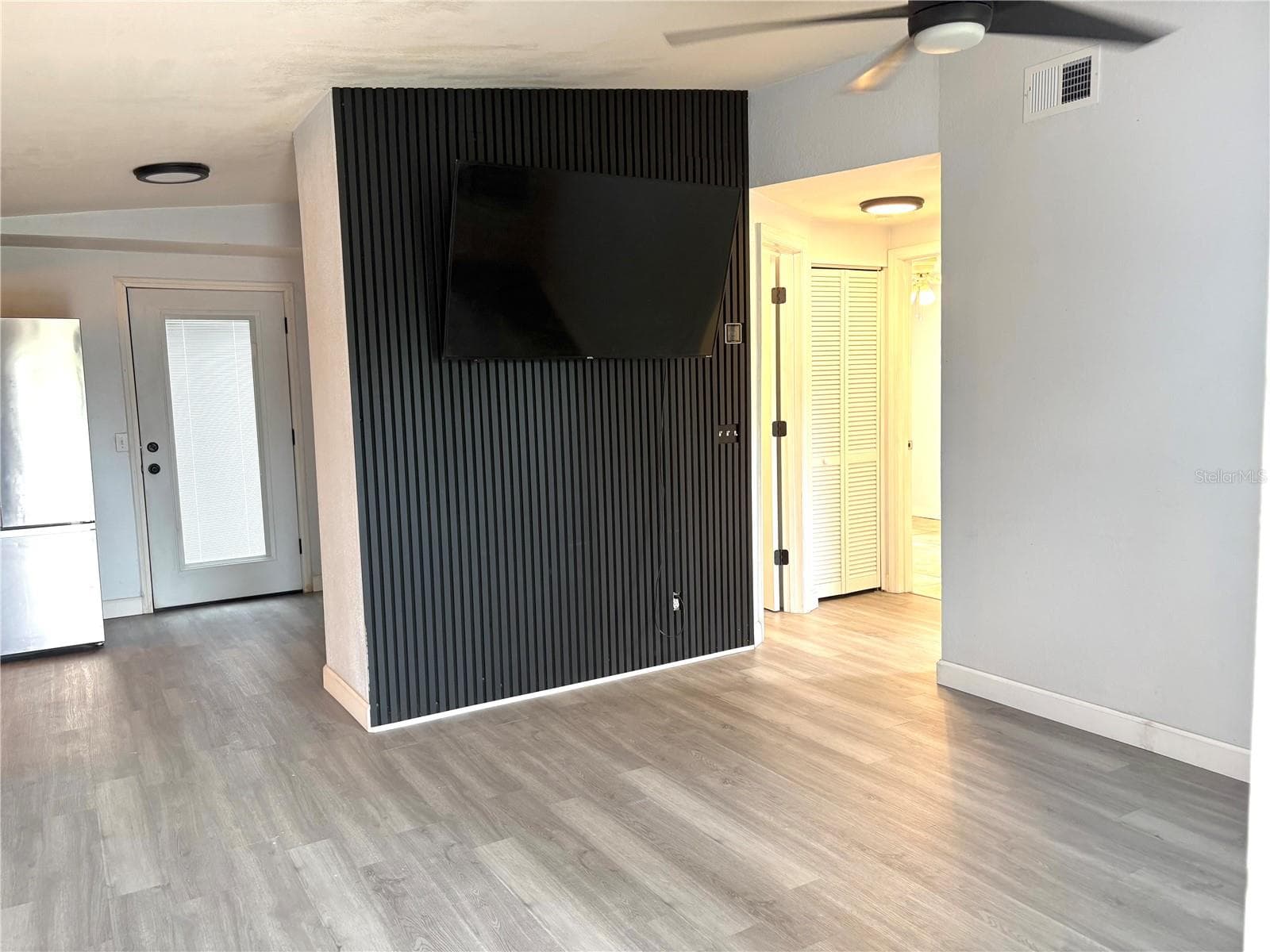 Single Family Residence at 10123 115TH AVE, LARGO, photo 2 of 25
