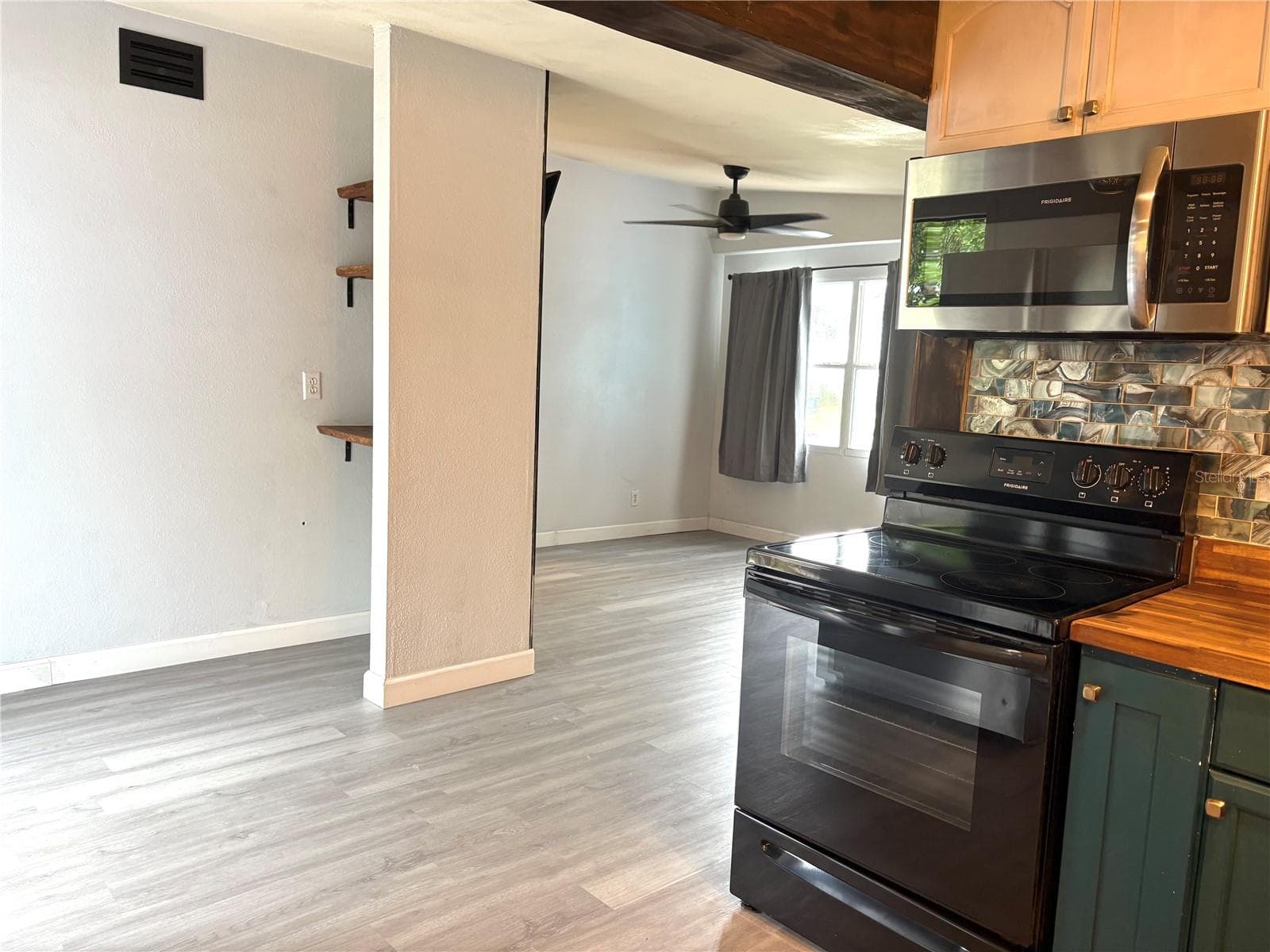 Single Family Residence at 10123 115TH AVE, LARGO, photo 9 of 25