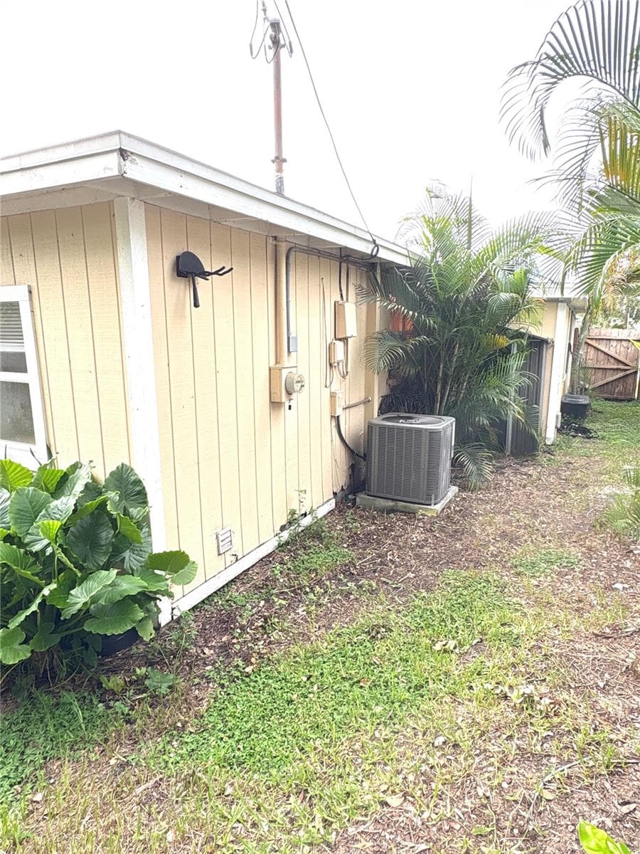 Single Family Residence at 10123 115TH AVE, LARGO, photo 24 of 25