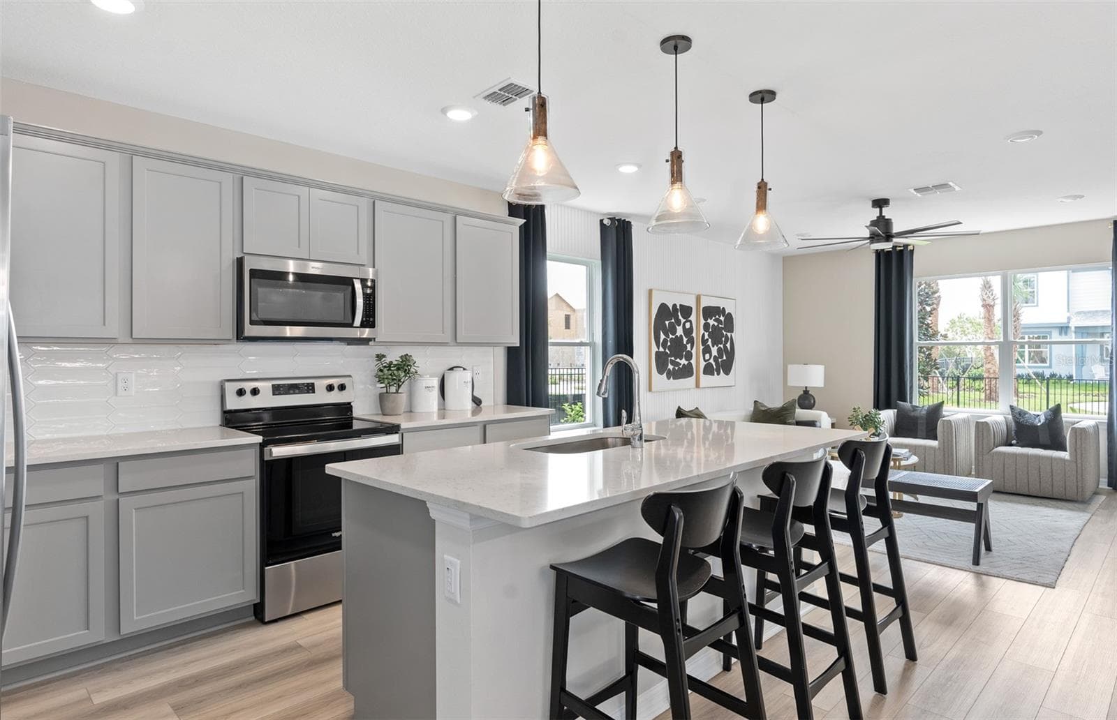 Model Home Design Only. Pictures and furnishings are for illustrative purposes only. Elevations, colors and options may vary. Furniture is for model home staging only. - 5098 STARLING BIRD LANE, ST CLOUD
