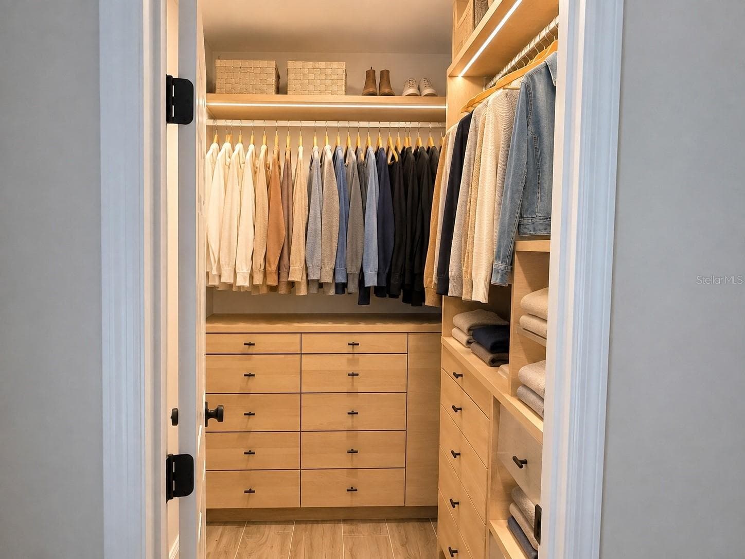 Primary Closet - 414 BROADVIEW AVE, ALTAMONTE SPRINGS