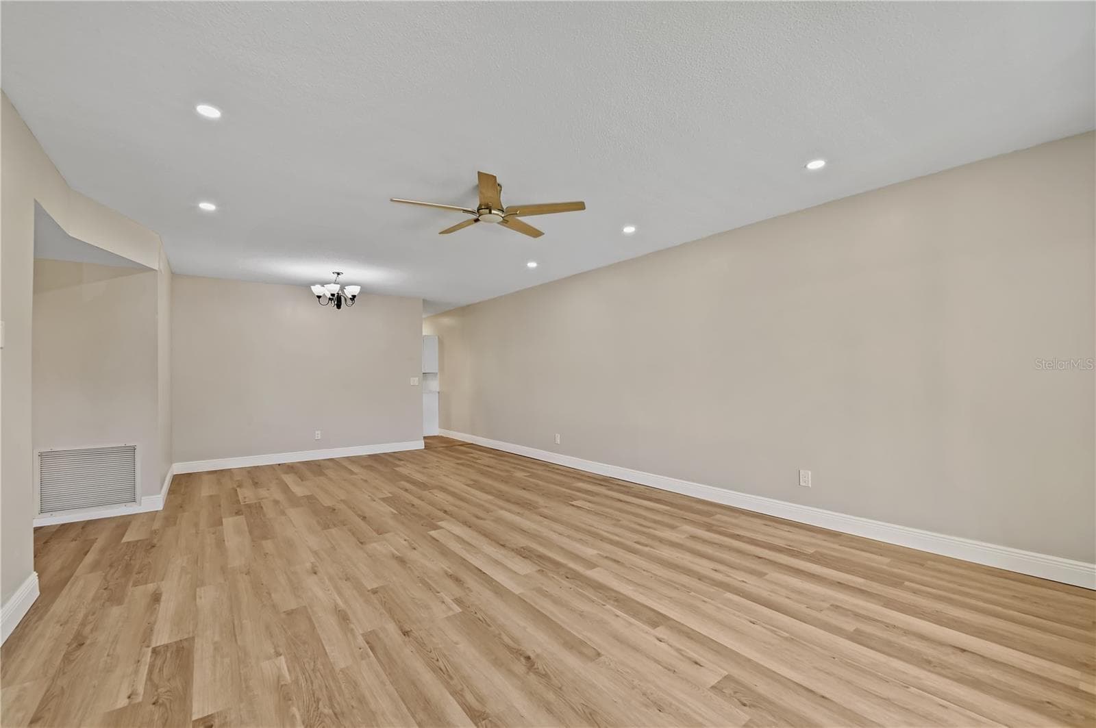 Condominium at 2041 AUSTRALIA WAY W #15, CLEARWATER, photo 4 of 48