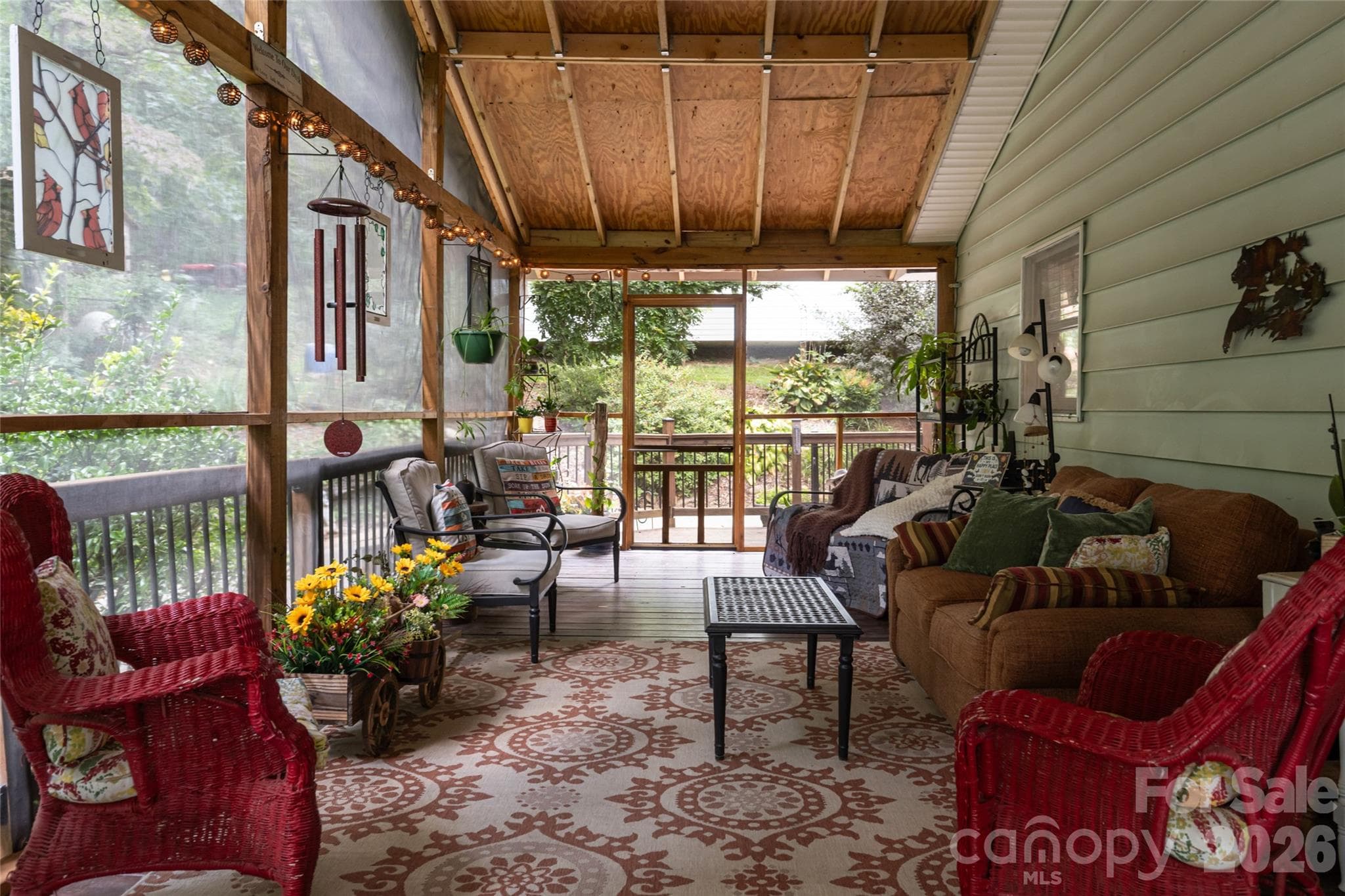 screened in porch - 101 Guffey Mountain Road, Fairview