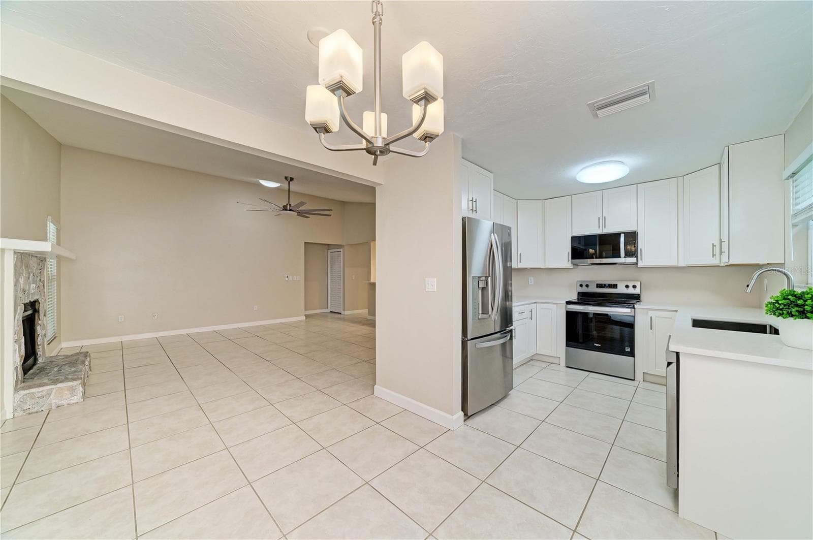Living Room / Kitchen - 4502 33RD AVE W, BRADENTON