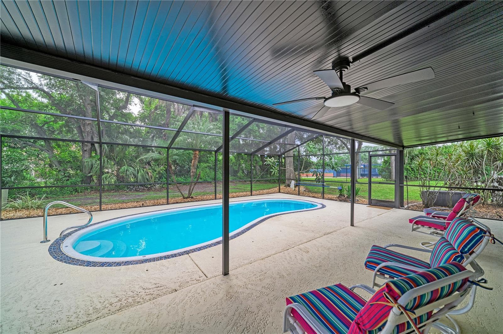 Caged Pool 04 - 4502 33RD AVE W, BRADENTON