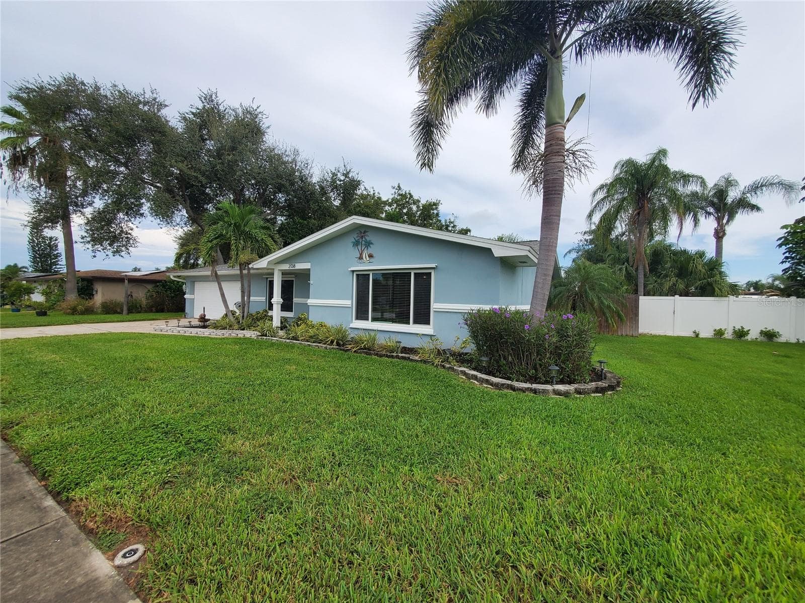 LUCH LANDSCAPING - 2138 GROVE PL, CLEARWATER