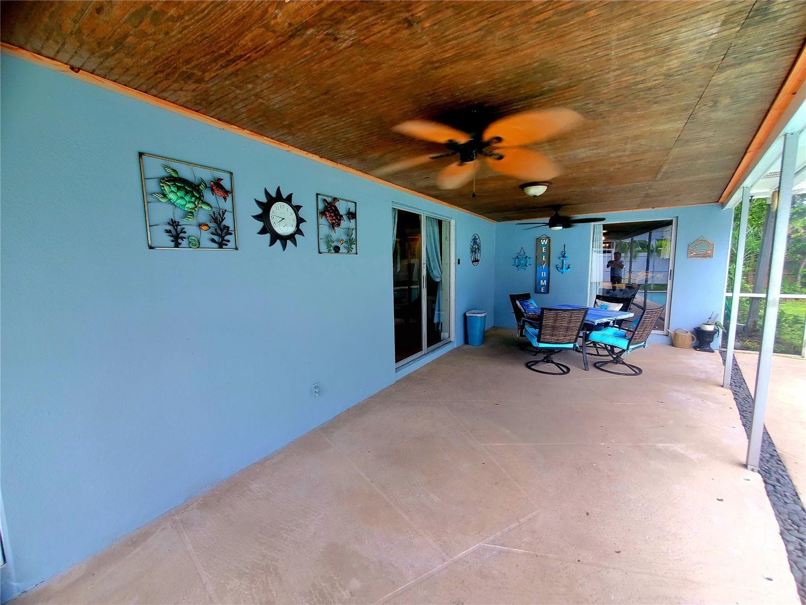 COVERED PATIO - 2138 GROVE PL, CLEARWATER
