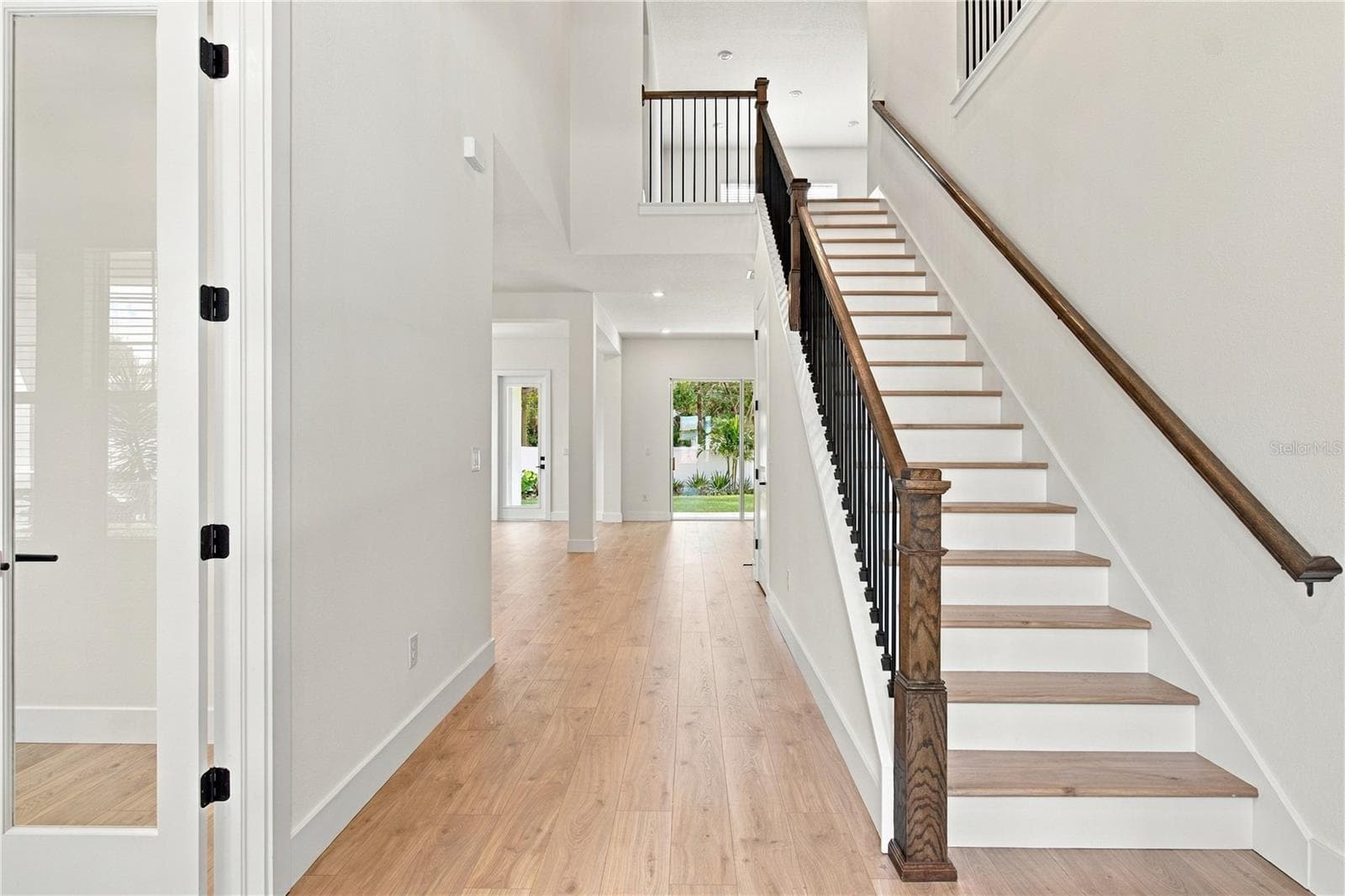 Entry - 812 W ORIENT ST, TAMPA