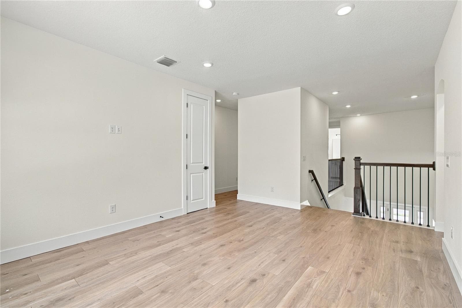 Retreat - 812 W ORIENT ST, TAMPA