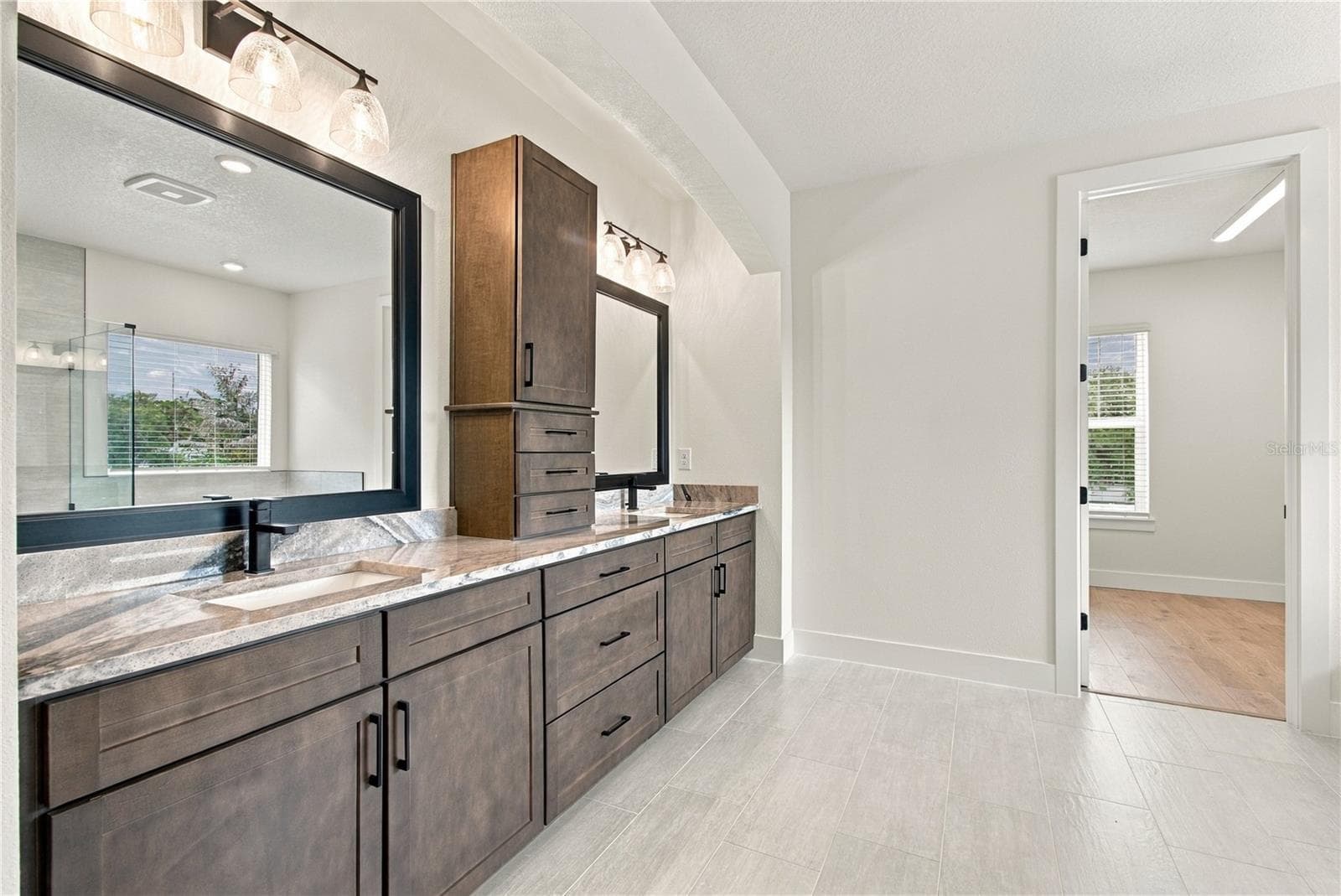 Owner's Bath - 812 W ORIENT ST, TAMPA