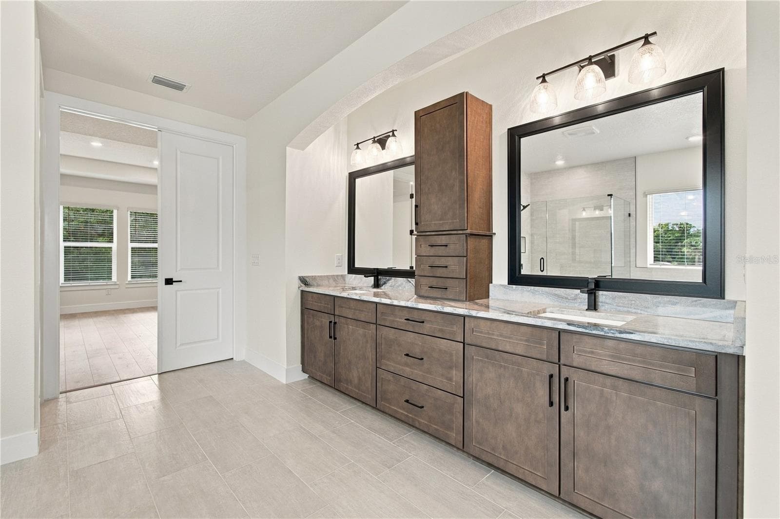 Owner's Bath - 812 W ORIENT ST, TAMPA