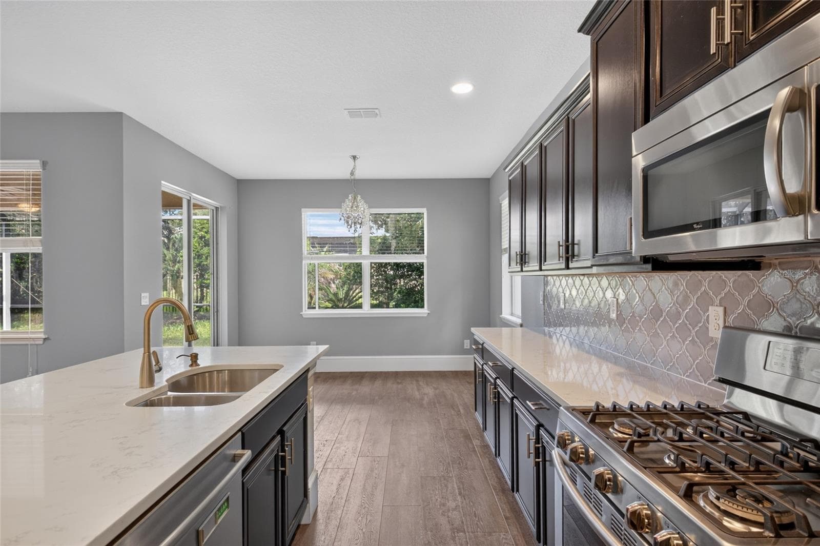 Single Family Residence at 15718 STARLING DALE LN, LITHIA, photo 18 of 47
