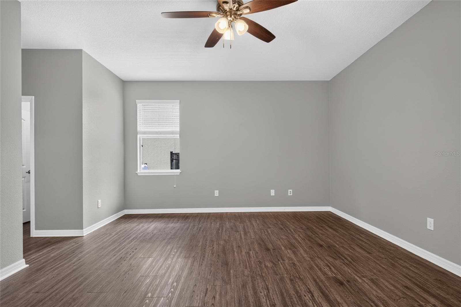 Single Family Residence at 15718 STARLING DALE LN, LITHIA, photo 23 of 47