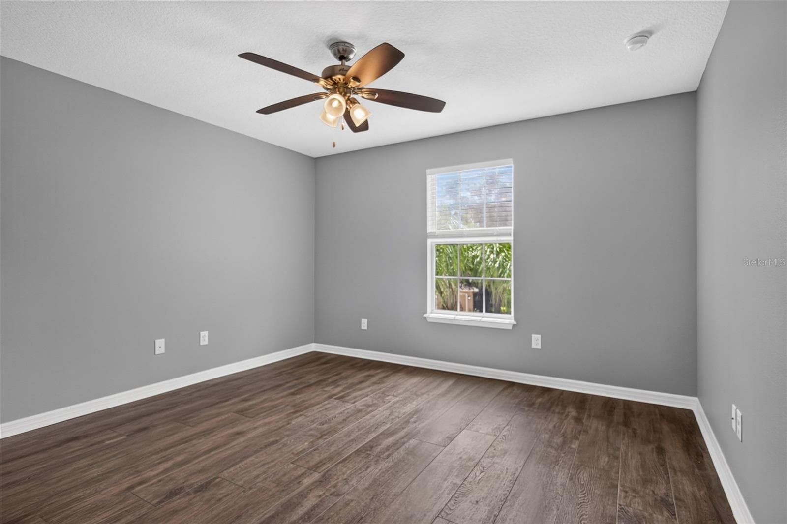Single Family Residence at 15718 STARLING DALE LN, LITHIA, photo 30 of 47