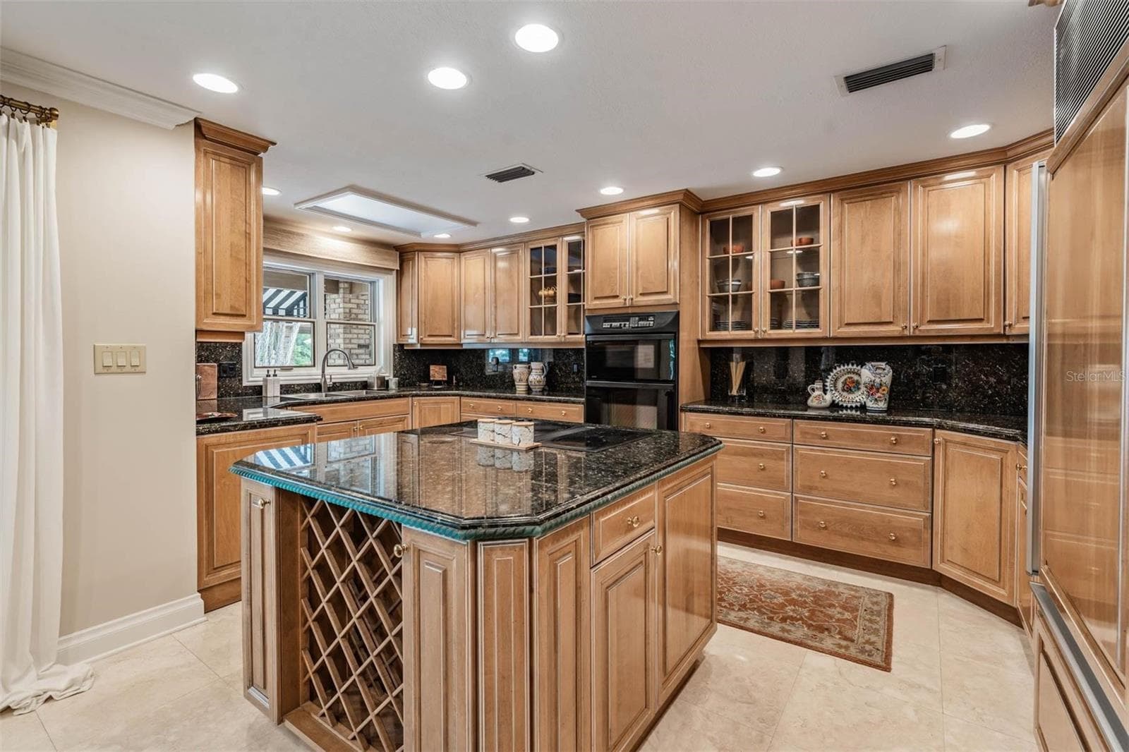 Single Family Residence at 18707 PEPPER PIKE, LUTZ, photo 9 of 61