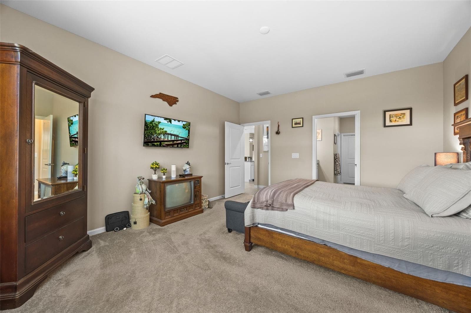 Single Family Residence at 7079 CHAPEL CREEK LN, NORTH FORT MYERS, photo 24 of 64