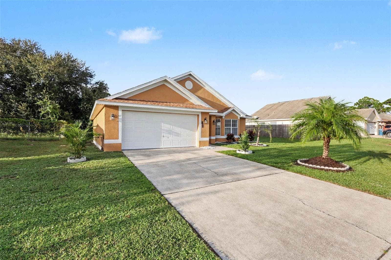 Single Family Residence at 301 BOUGAINVILLEA ST NW, PALM BAY, photo 3 of 37
