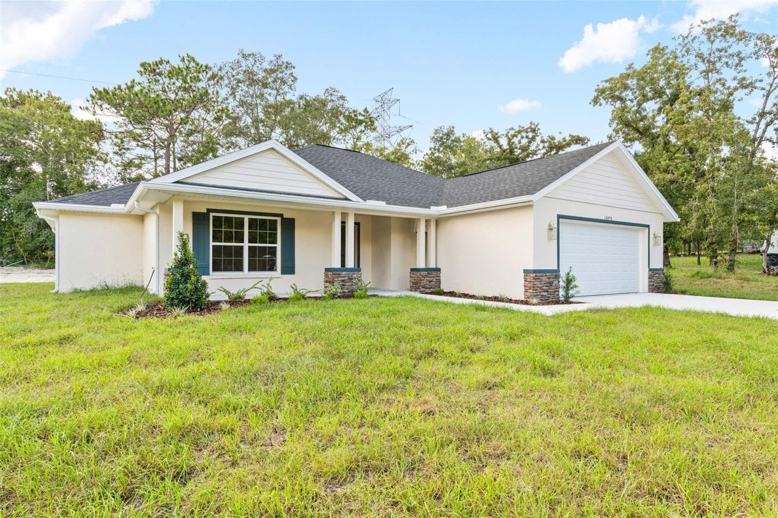 Single Family Residence at 13475 CANYON SWALLOW RD, WEEKI WACHEE, photo 3 of 44