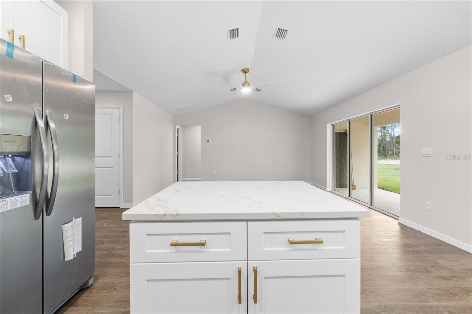 Single Family Residence at 13475 CANYON SWALLOW RD, WEEKI WACHEE, photo 19 of 44