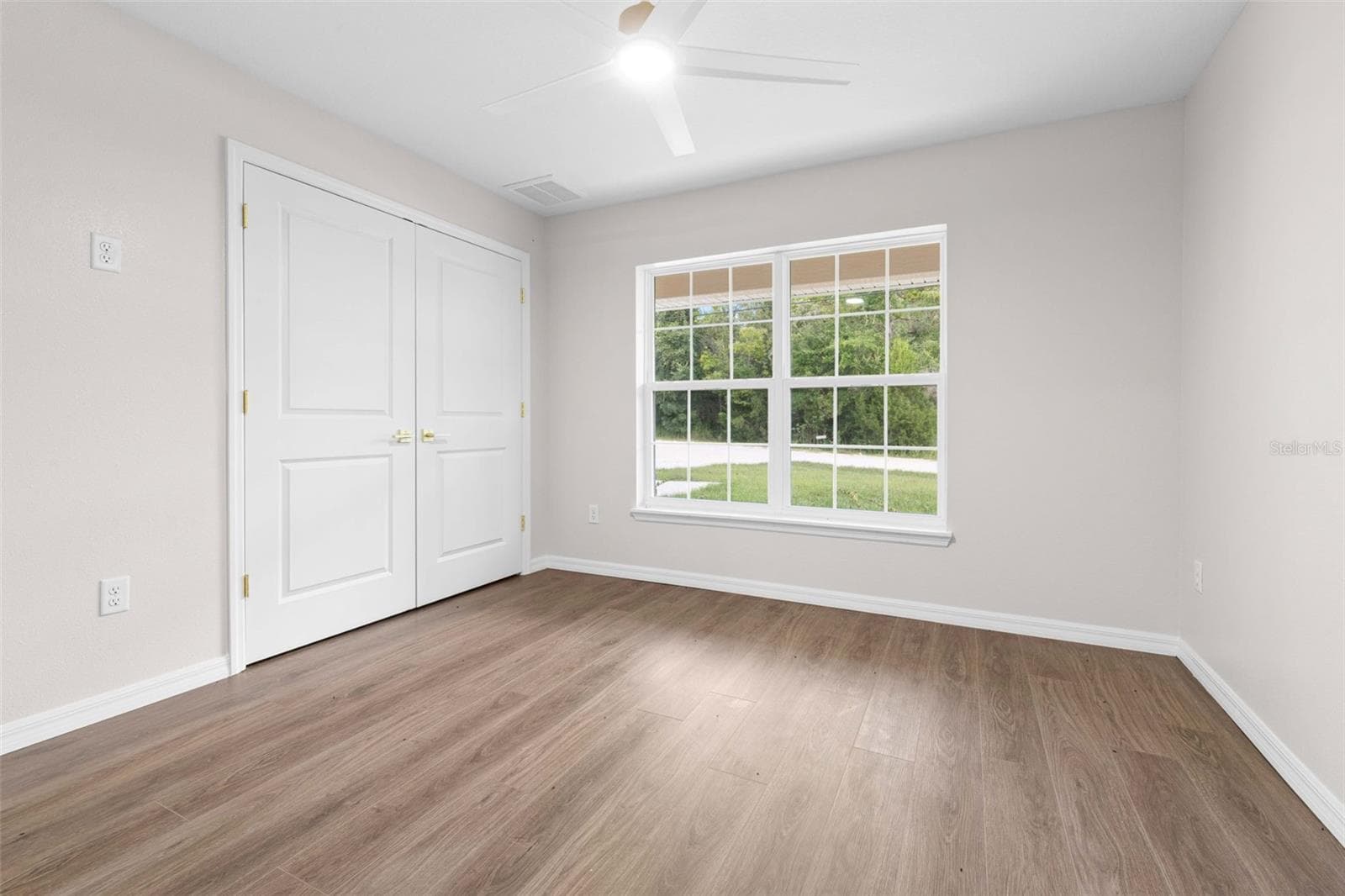 Single Family Residence at 13475 CANYON SWALLOW RD, WEEKI WACHEE, photo 31 of 44