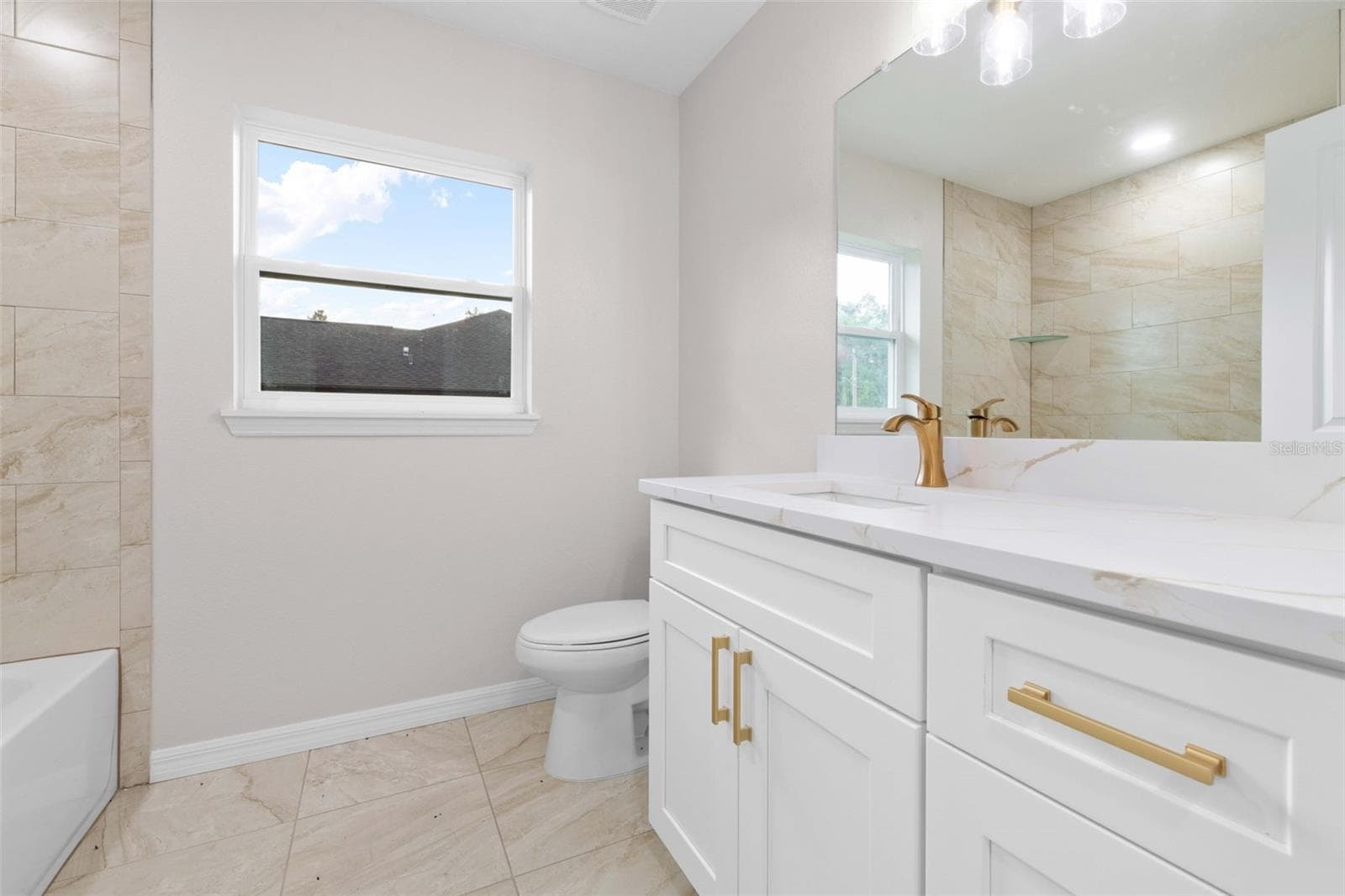 Single Family Residence at 13475 CANYON SWALLOW RD, WEEKI WACHEE, photo 34 of 44