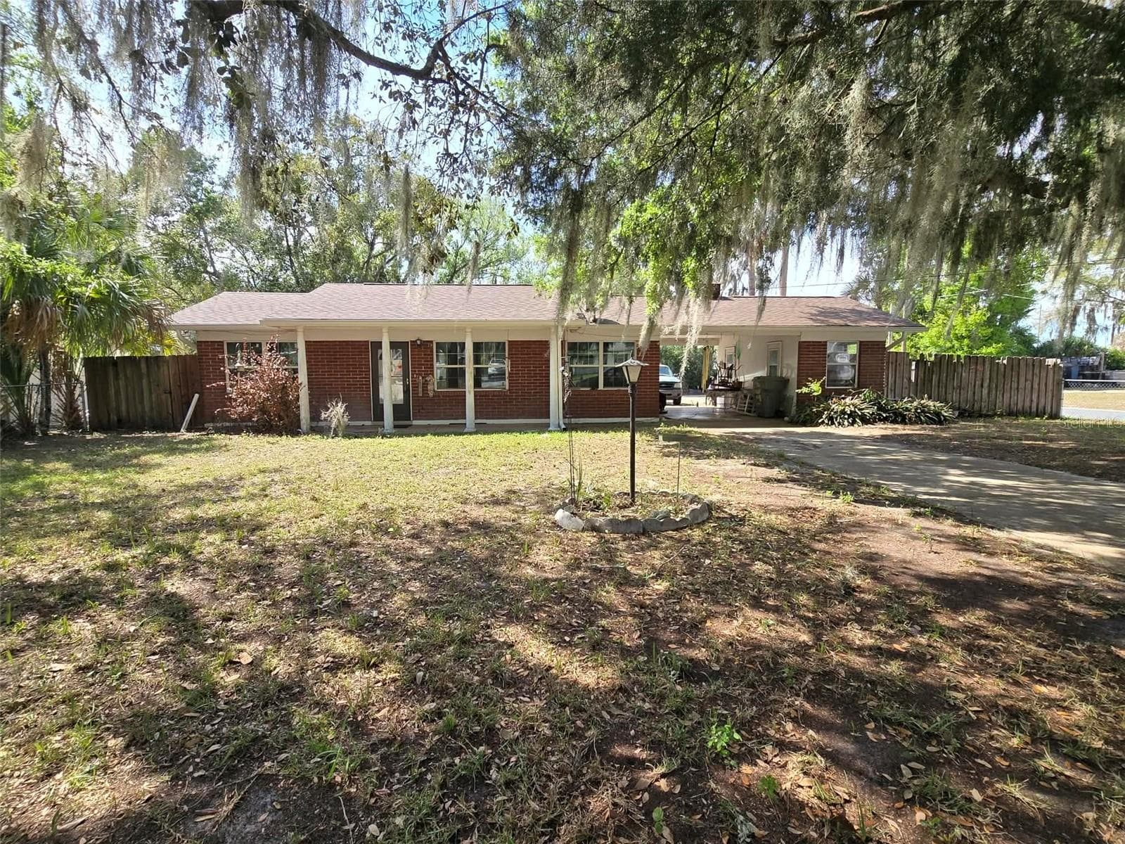 1601 N NORMANDY WAY
