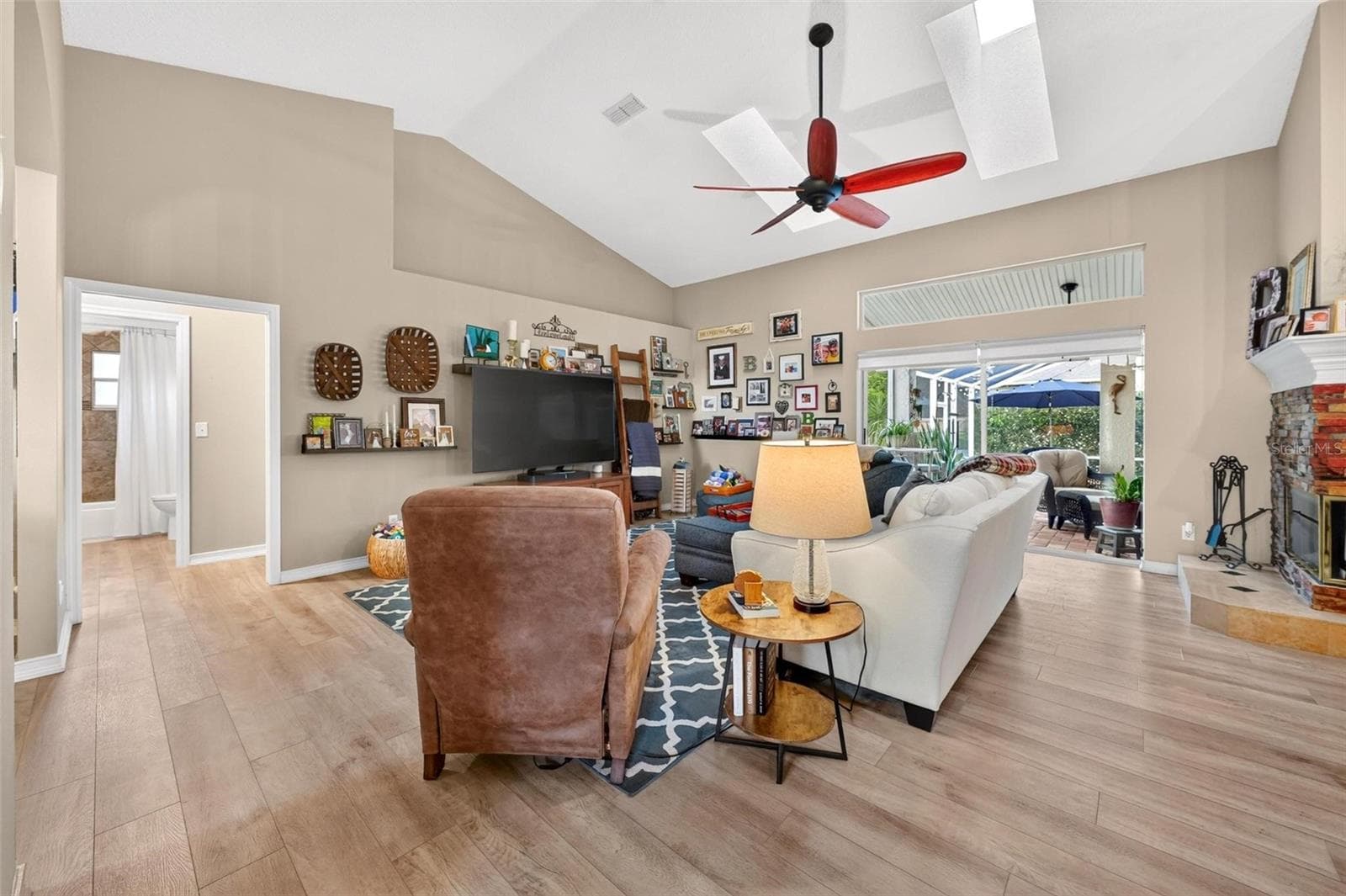 Single Family Residence at 919 RIDGE SPRING CT, APOPKA, photo 15 of 92