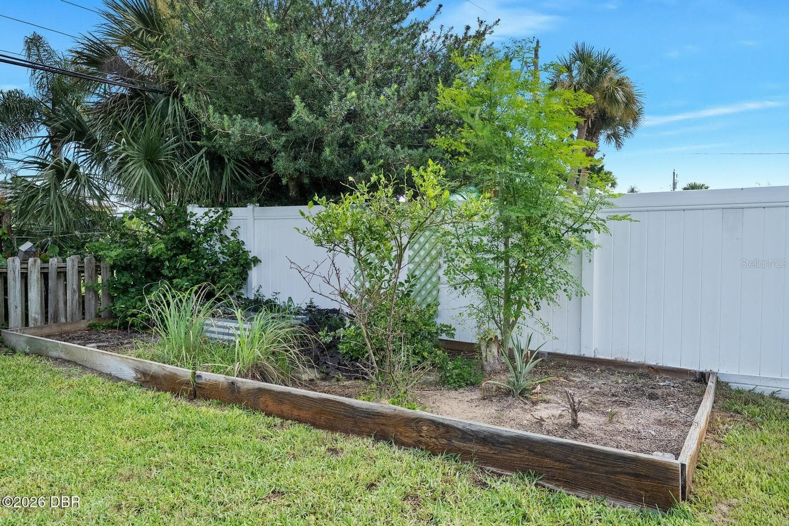 Single Family Residence at 45 LOYOLA DR, ORMOND BEACH, photo 40 of 42